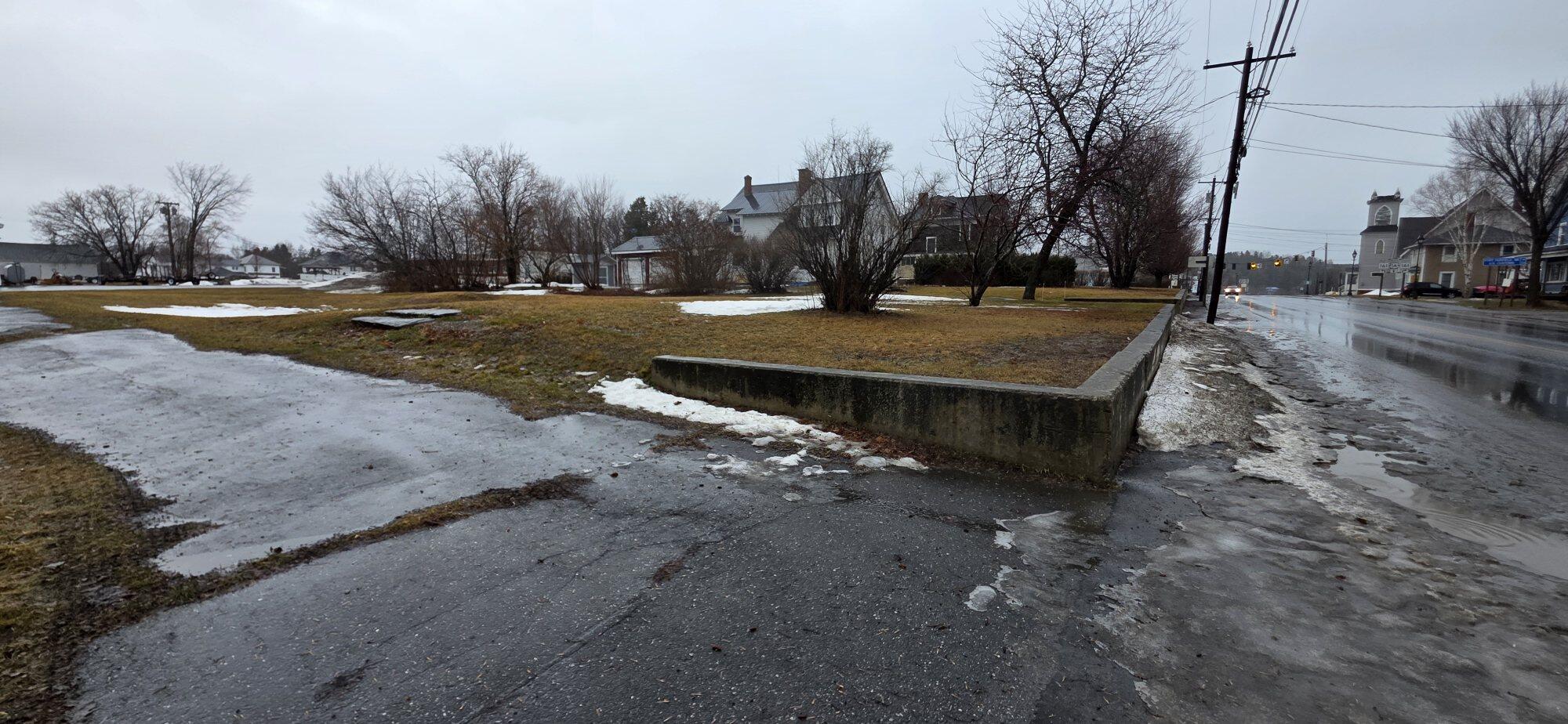 20 Presque Isle Street Property Photo 1