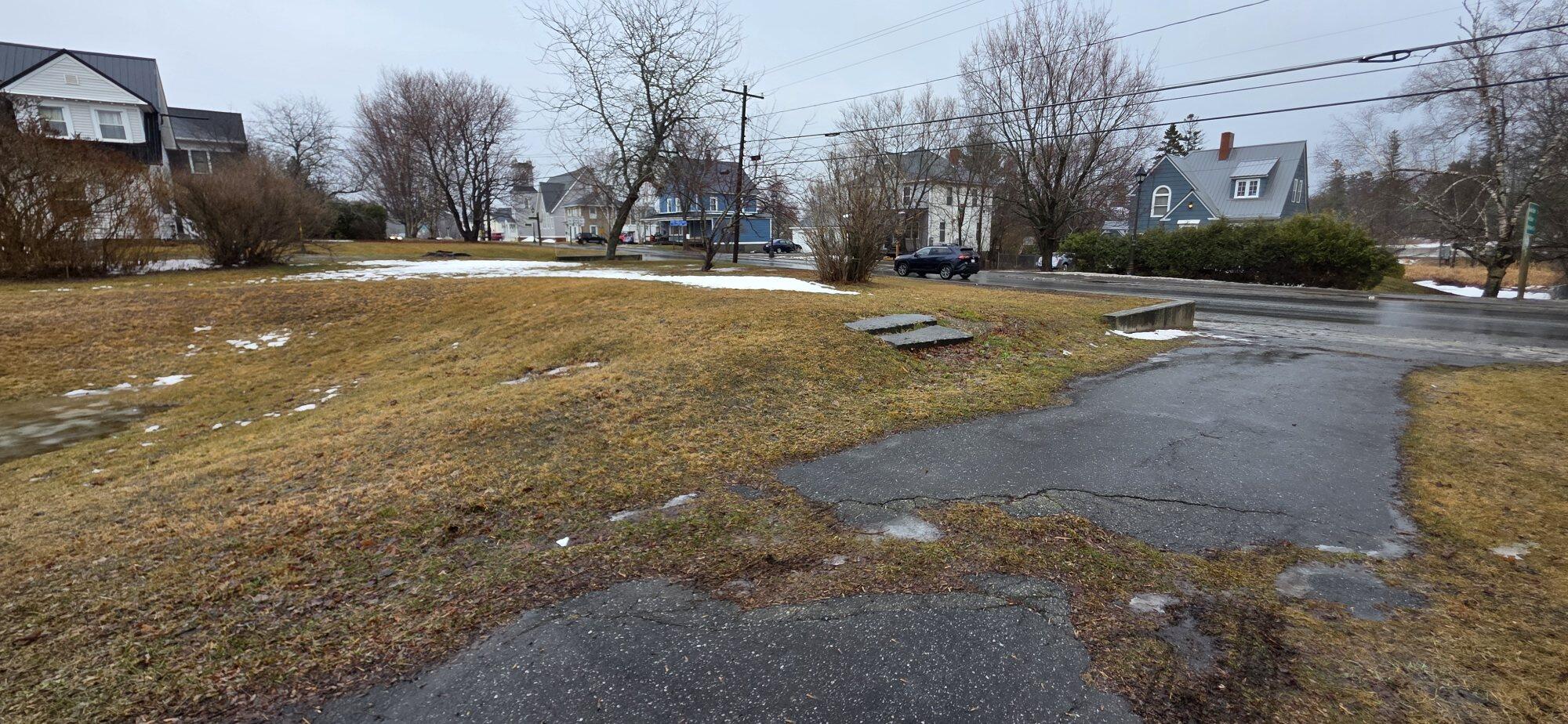 20 Presque Isle Street Property Photo 6