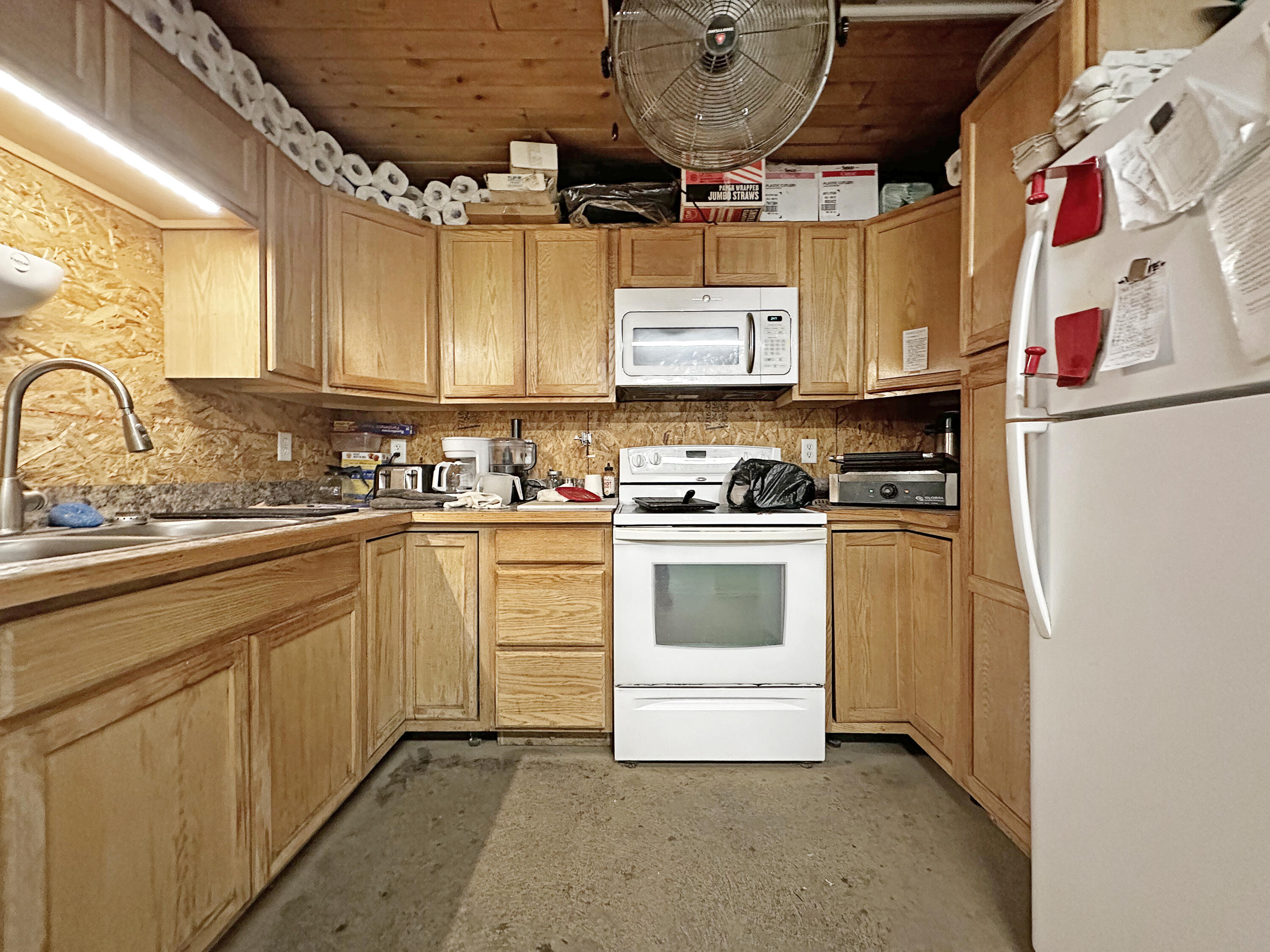 49 Property Photo 18