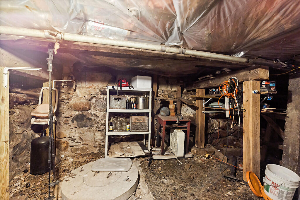 14 Main Street Property Photo 50