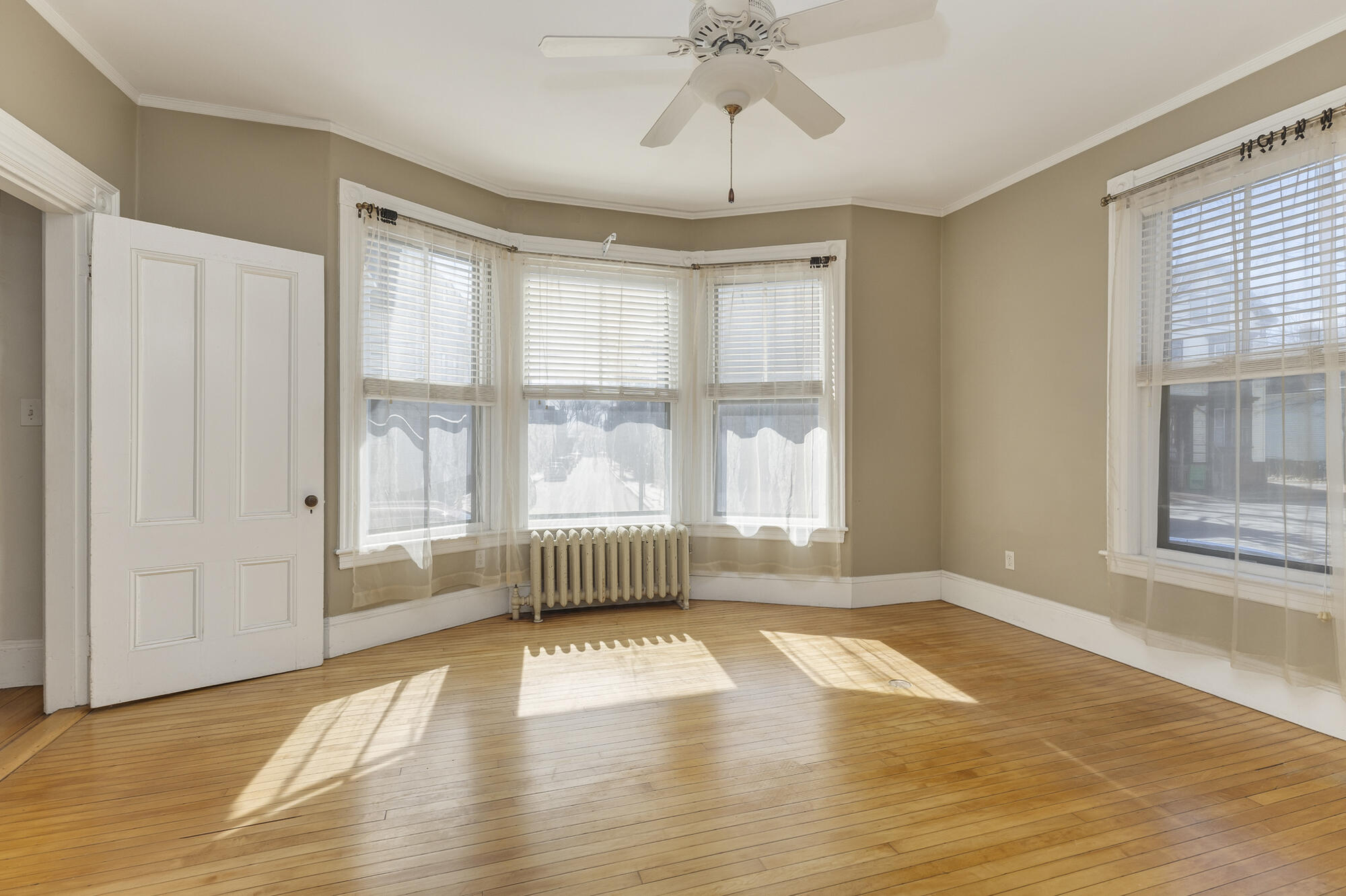 259 Spring Street Property Photo 8