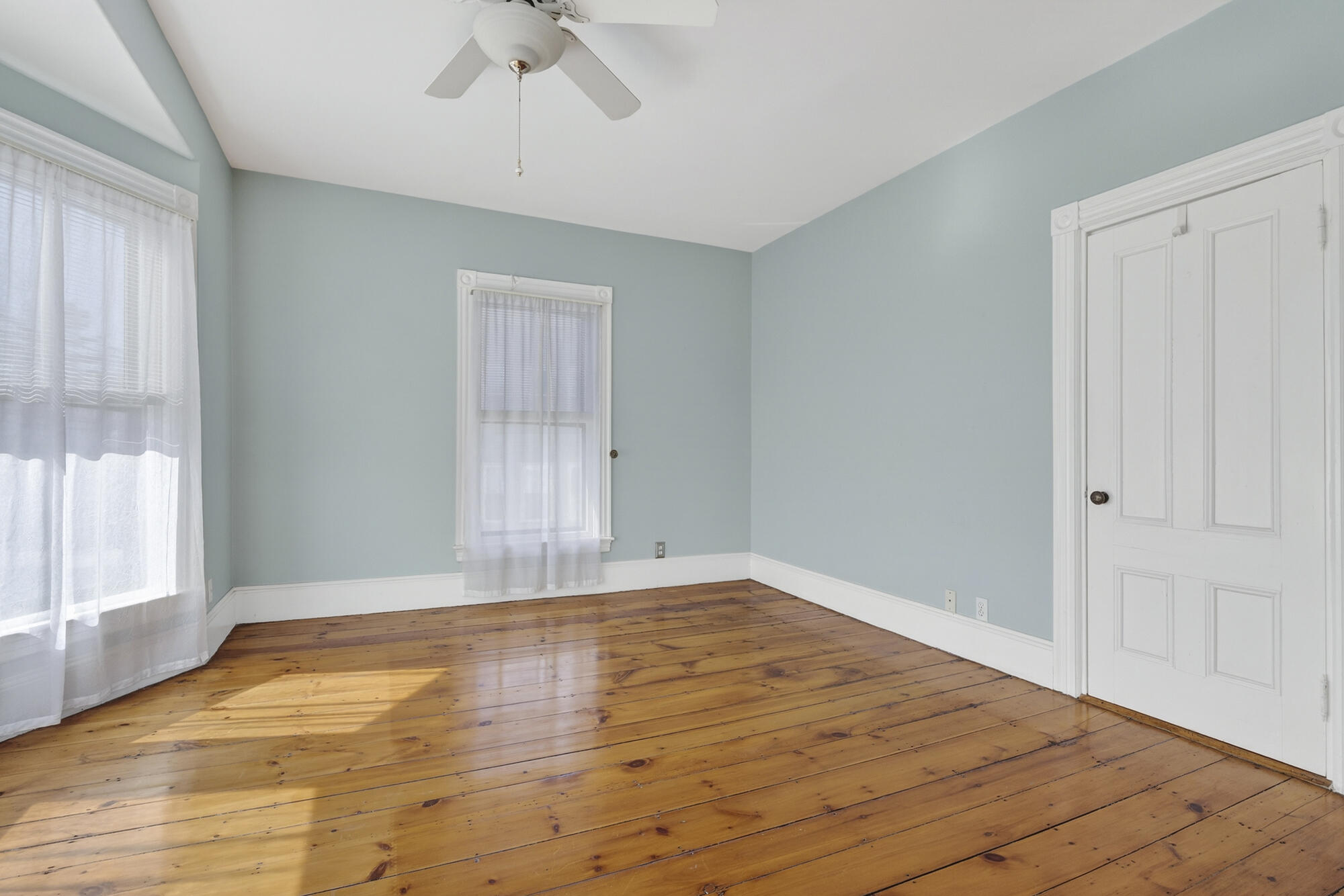 259 Spring Street Property Photo 37