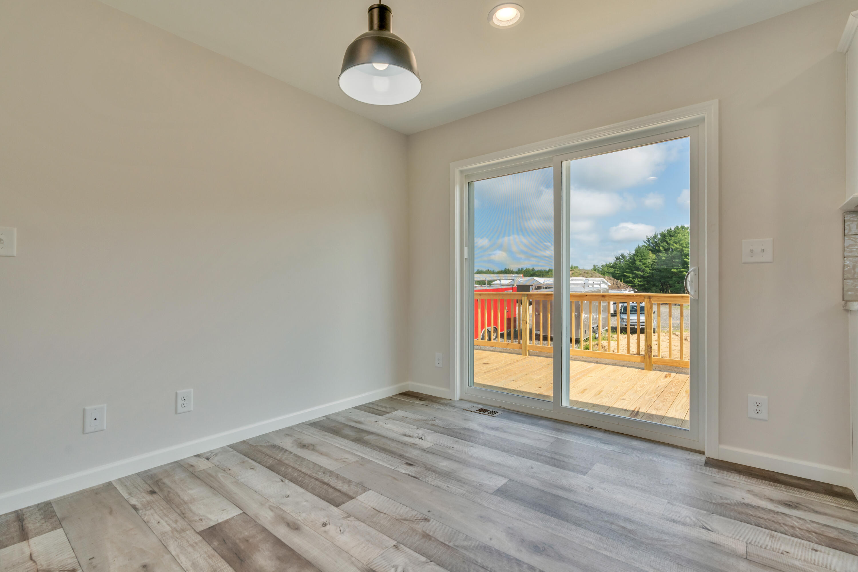8 Colony Way Property Photo 11