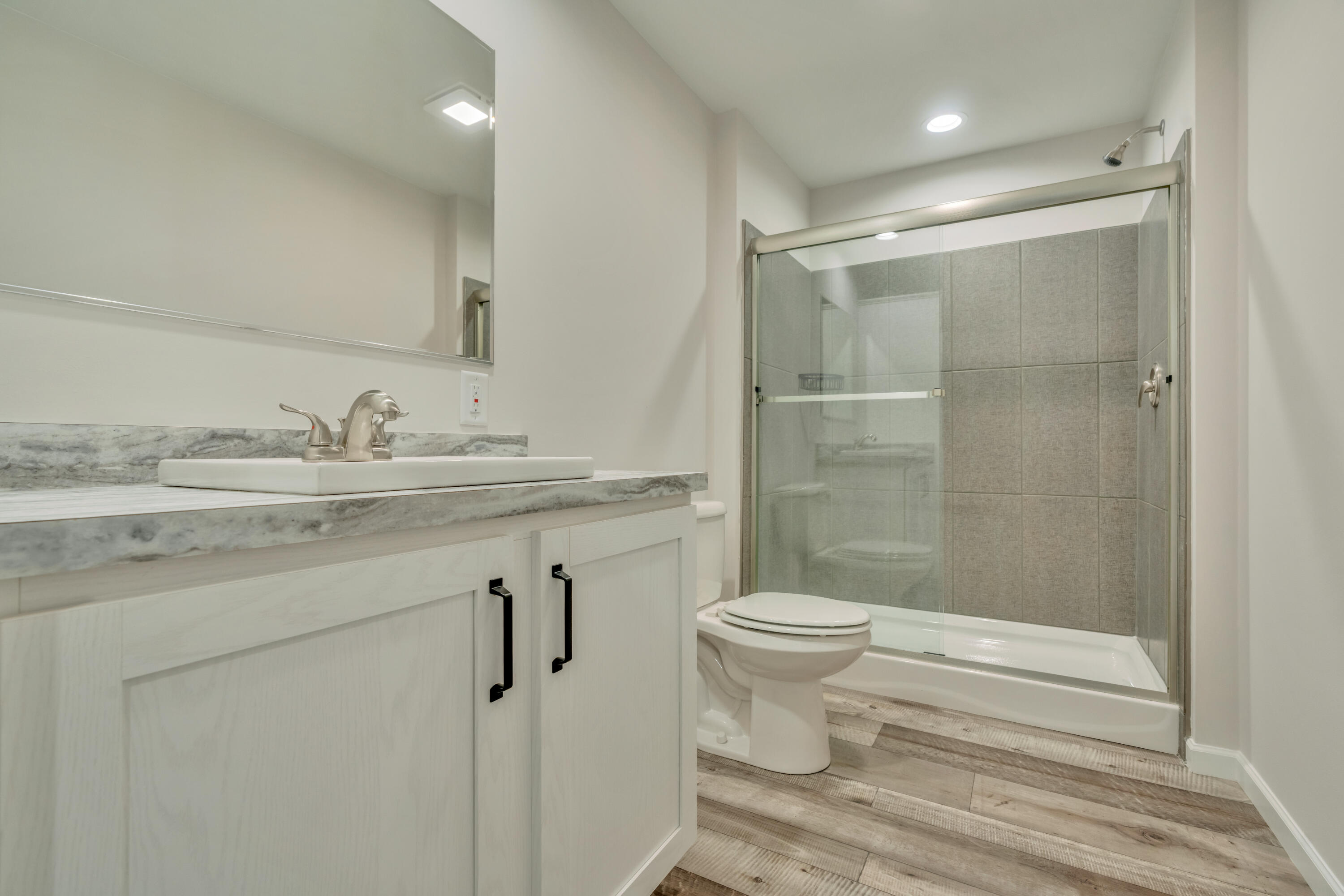 8 Colony Way Property Photo 12