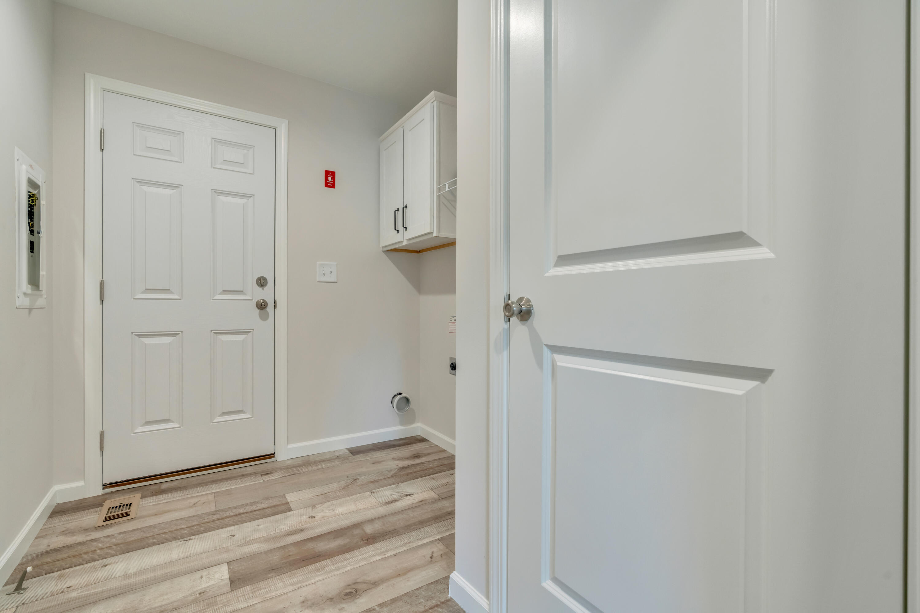 8 Colony Way Property Photo 18