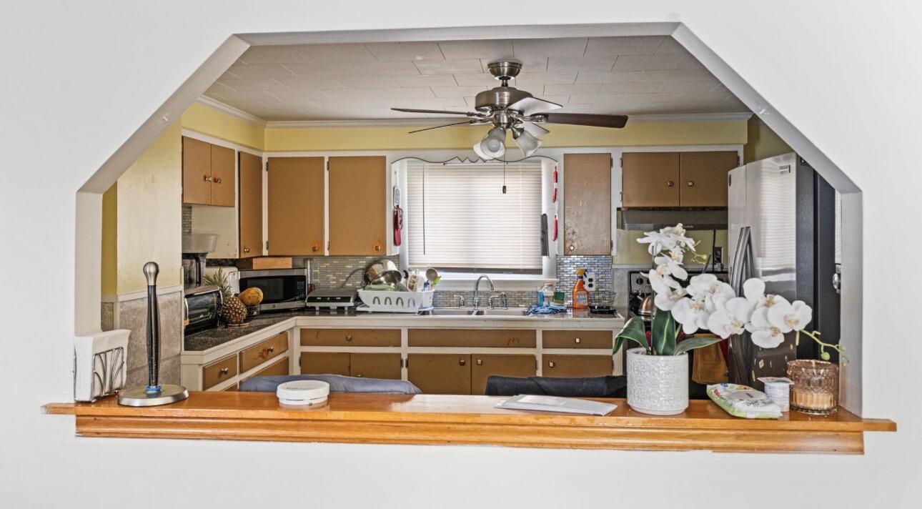 2 Banks Lane Property Photo 5