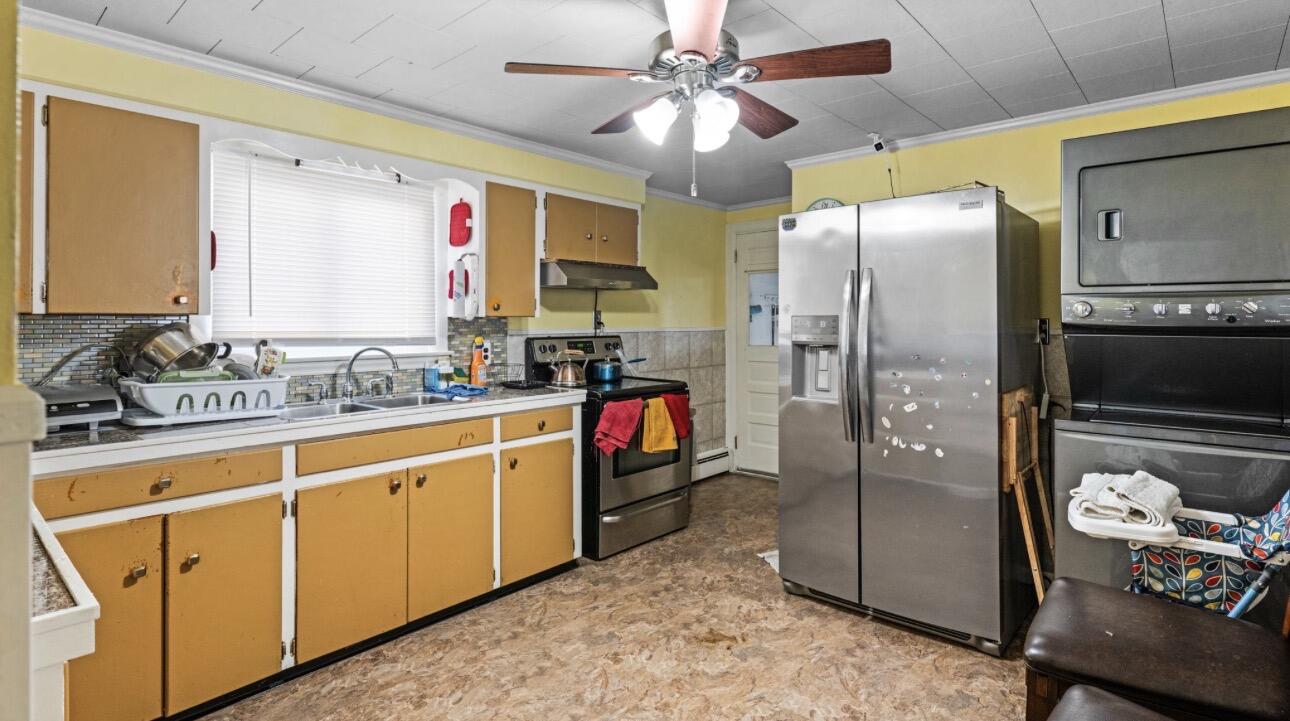 2 Banks Lane Property Photo 6