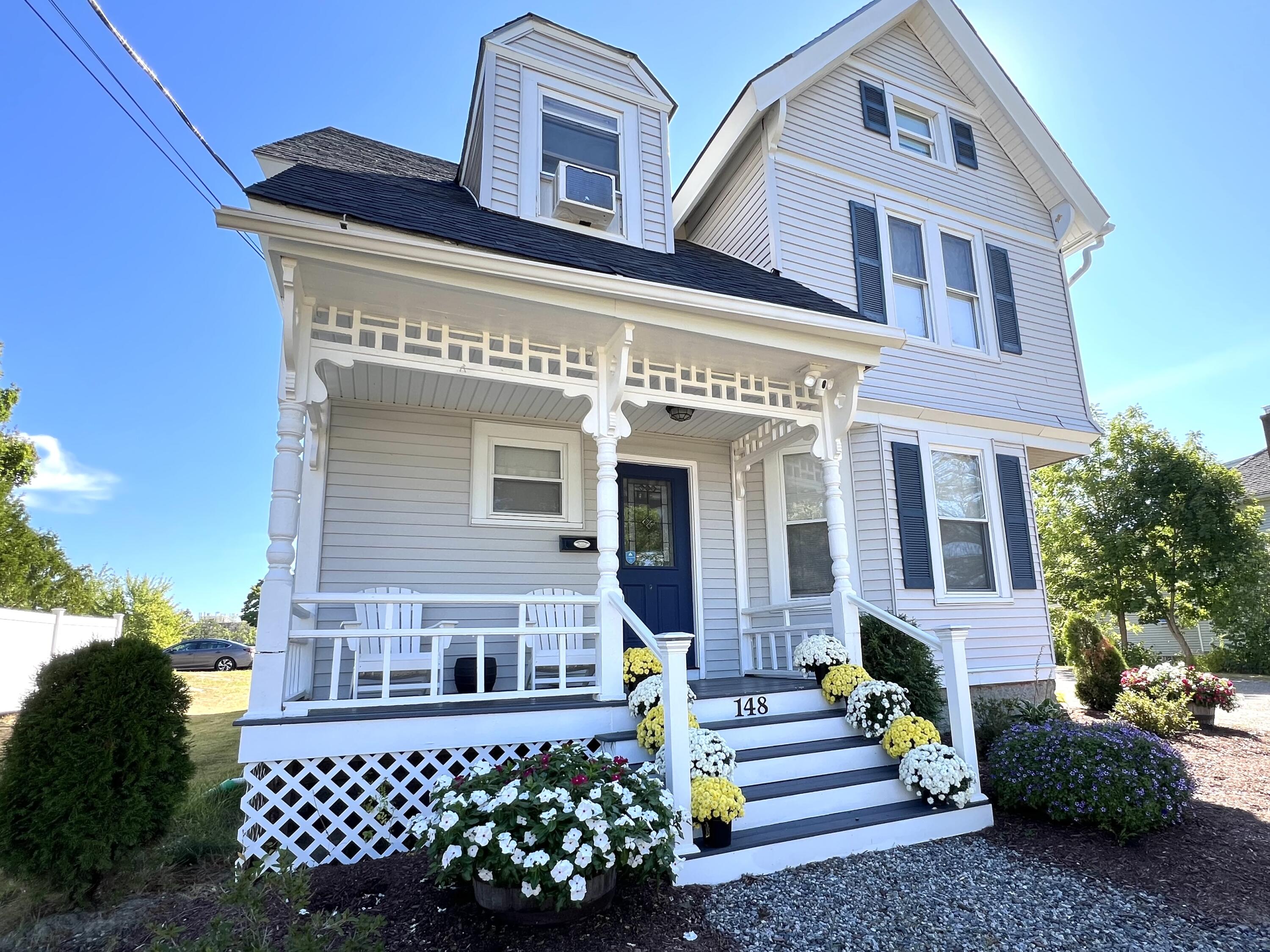 148 College Avenue Property Photo 8
