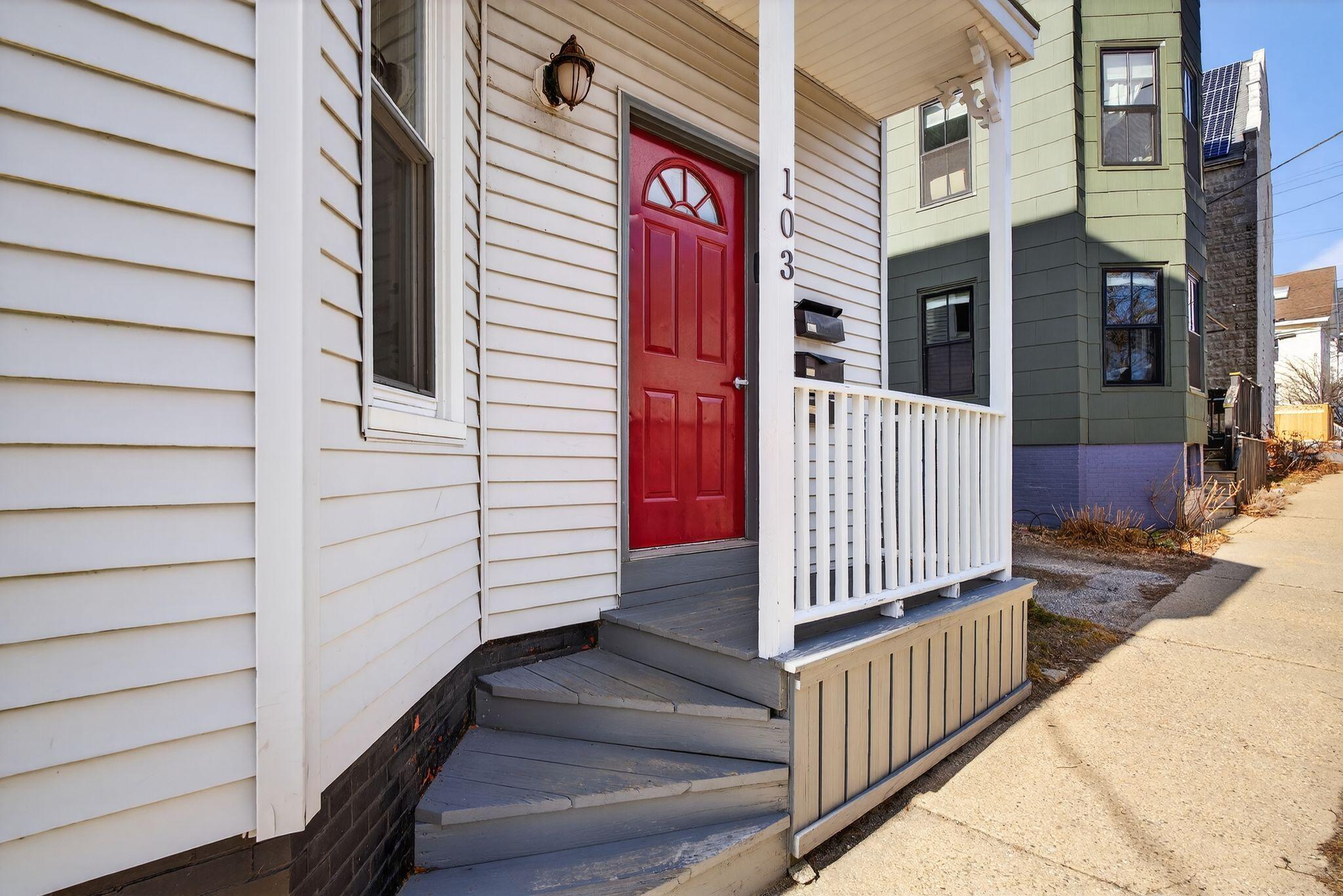 103 Monument Street Property Photo 8