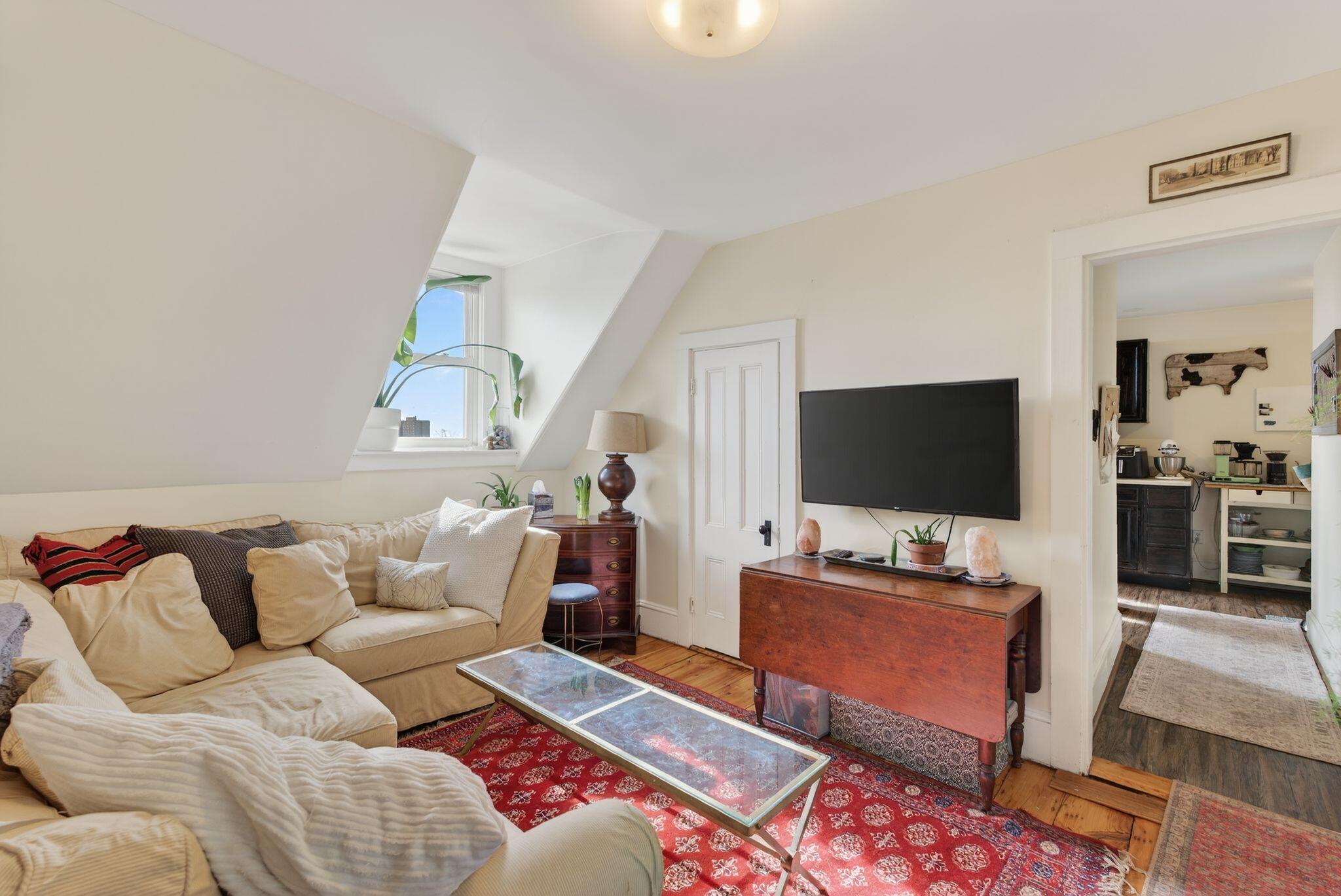 103 Monument Street Property Photo 42