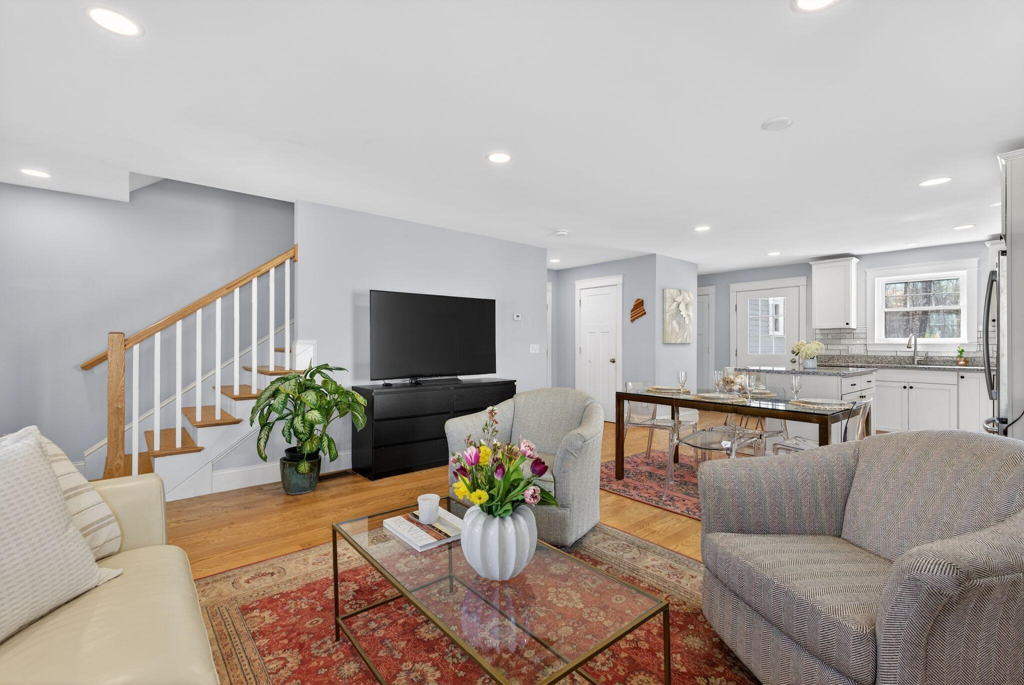 17 Webhannet Place 11 Property Photo 5