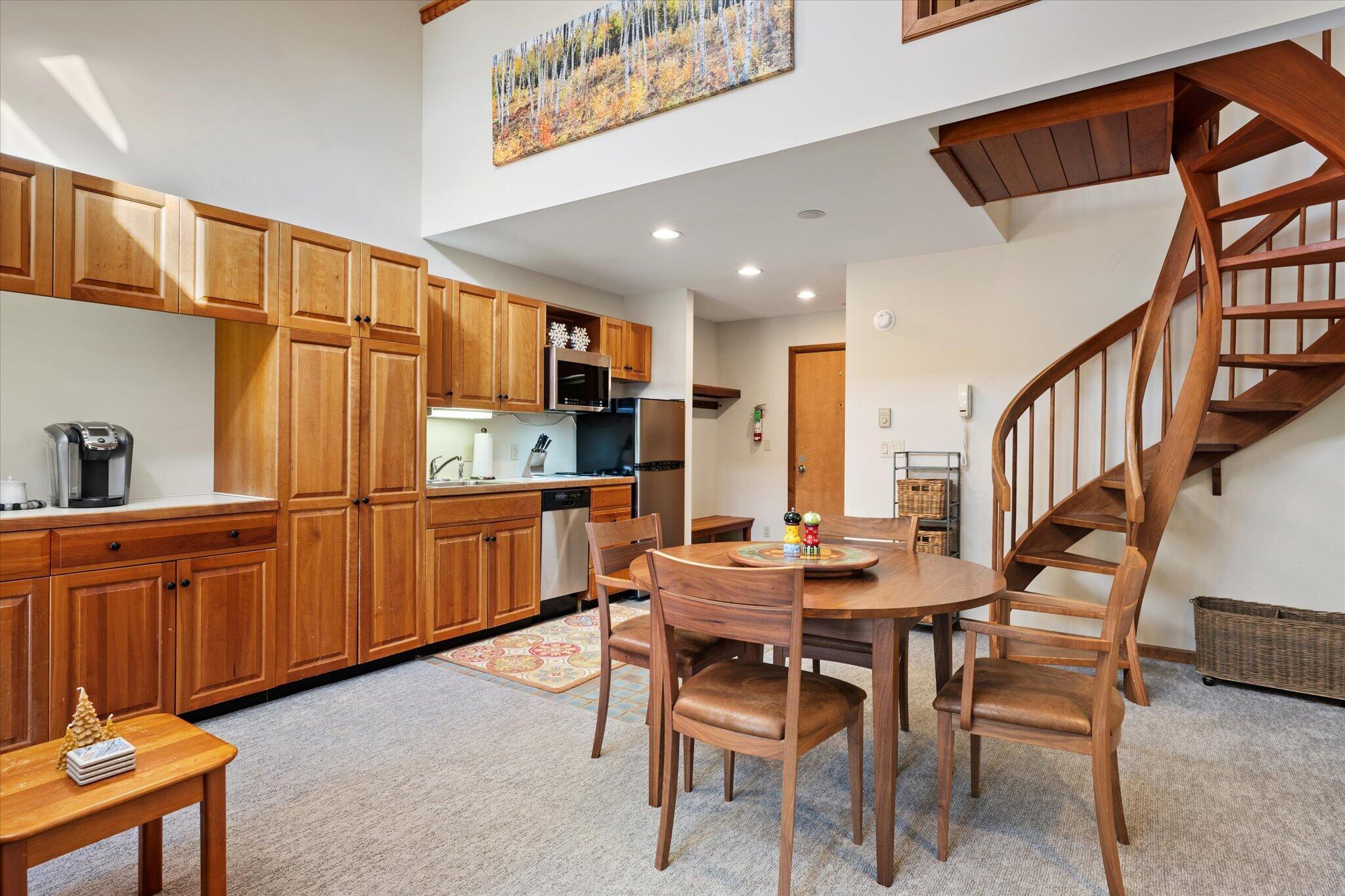 364 Sugartree One Property Photo 4