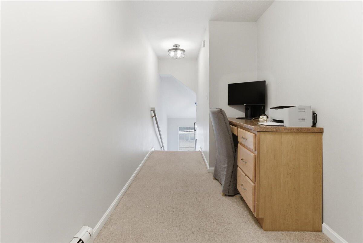 135 Vernon Street 8b Property Photo 33