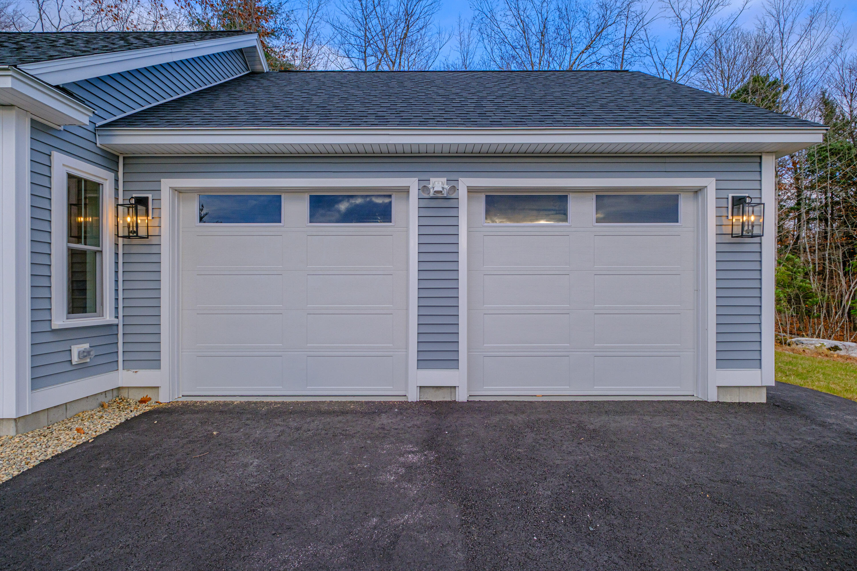 19 Efficiency Way Property Photo 2