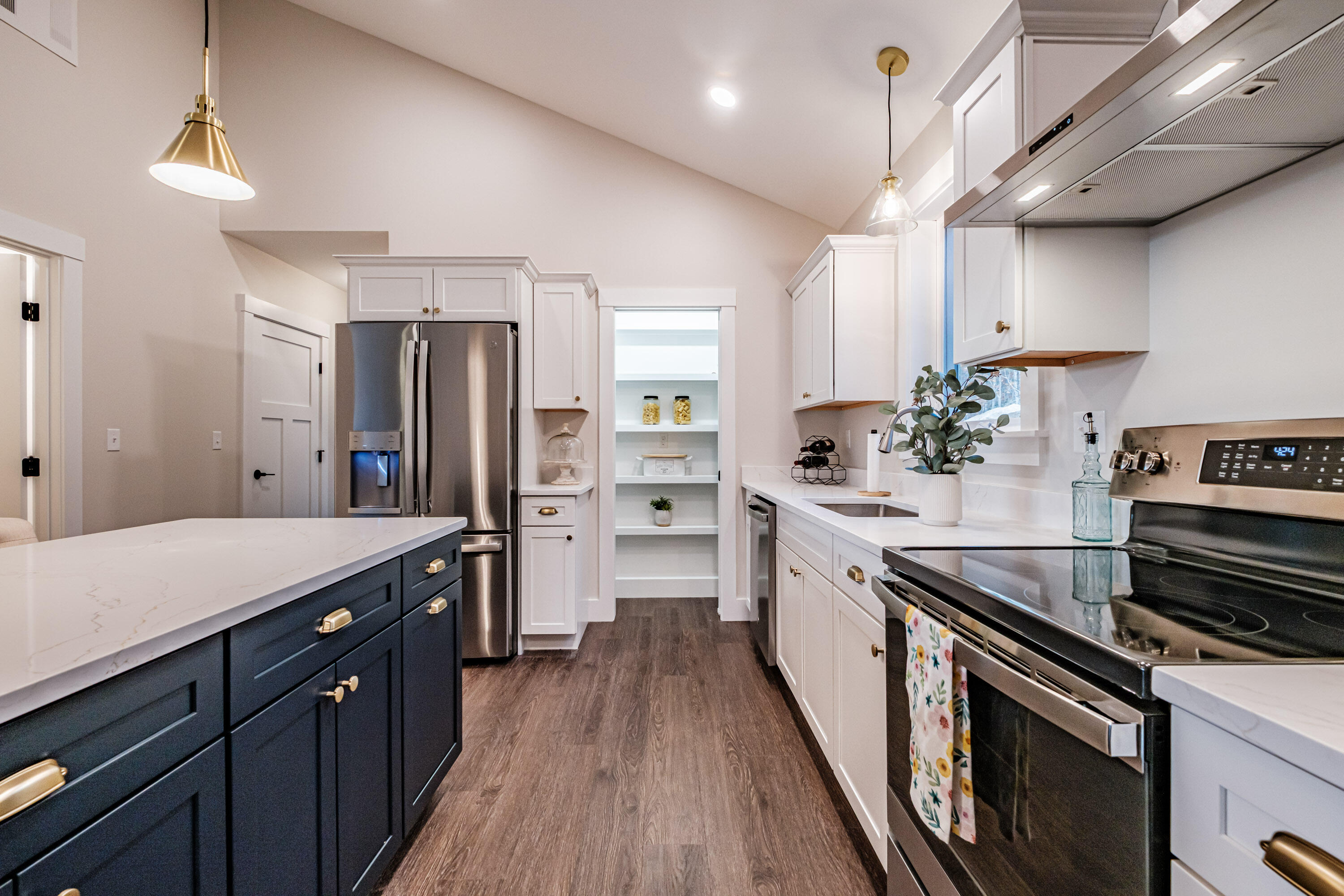 19 Efficiency Way Property Photo 7