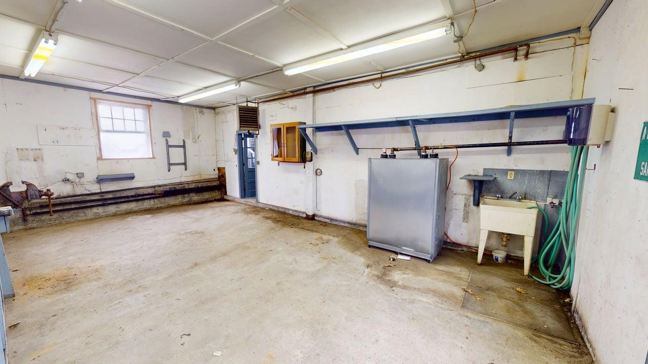 235 Hunnewell Avenue Property Photo 21