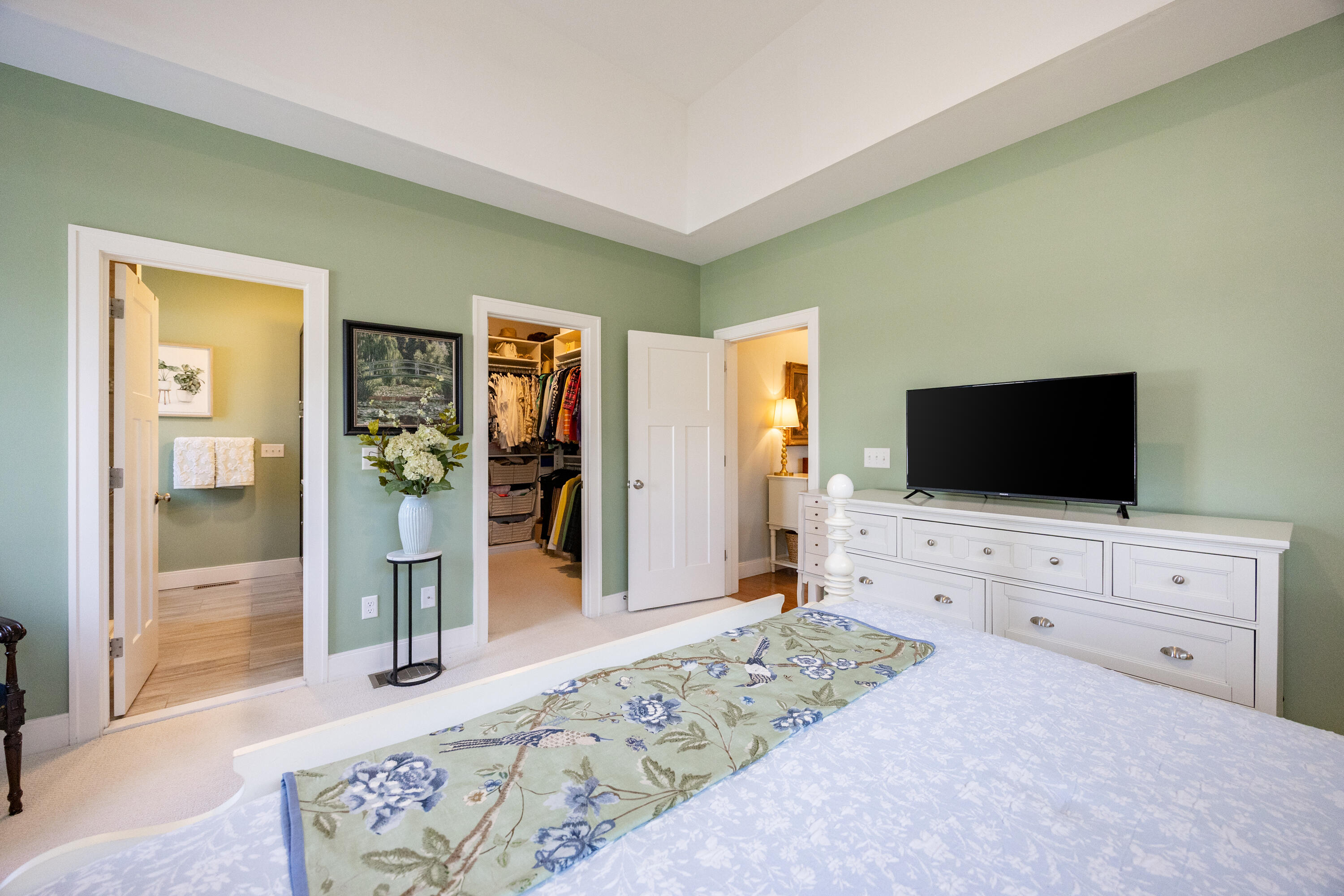 8 Grover Avenue Property Photo 15