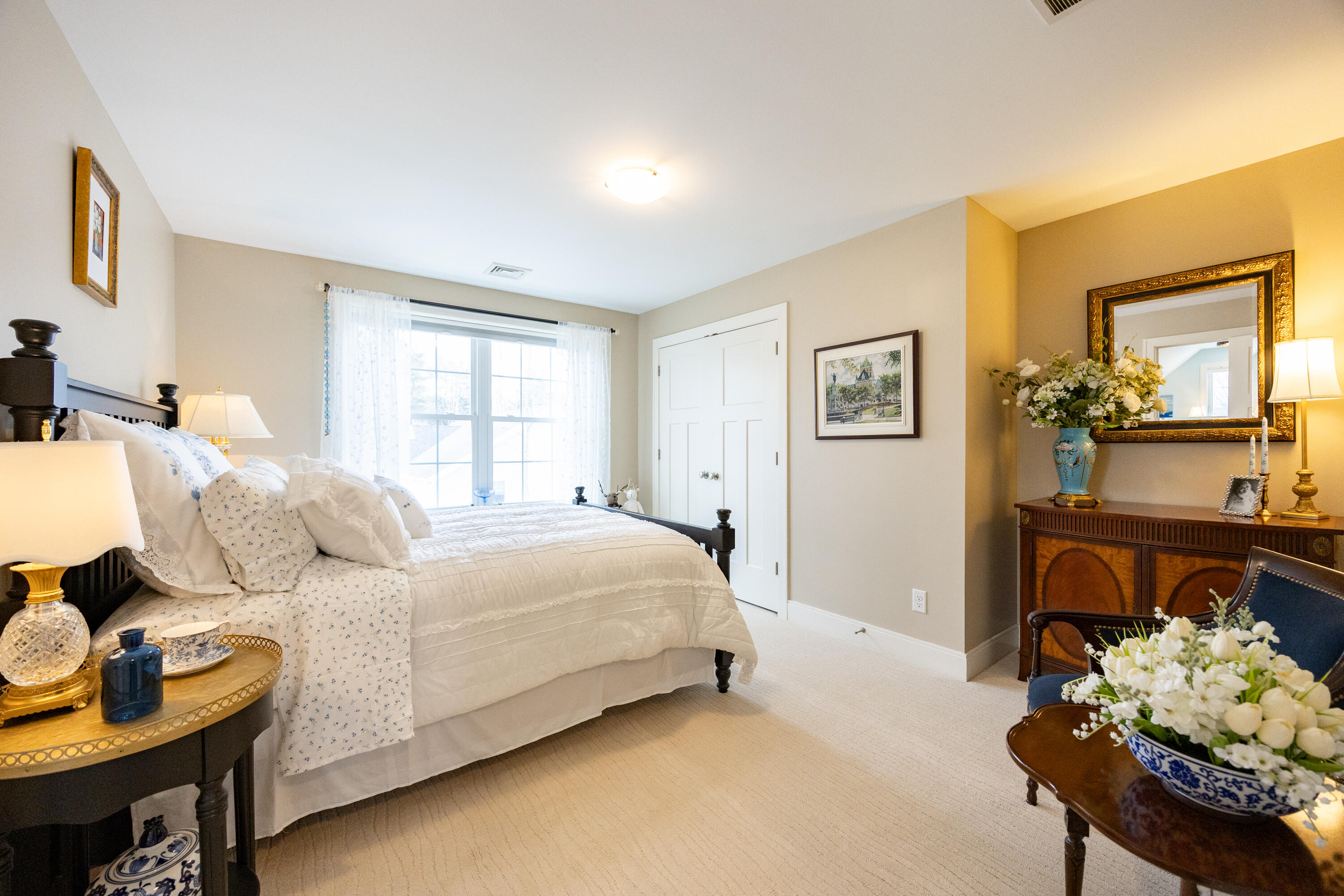 8 Grover Avenue Property Photo 29