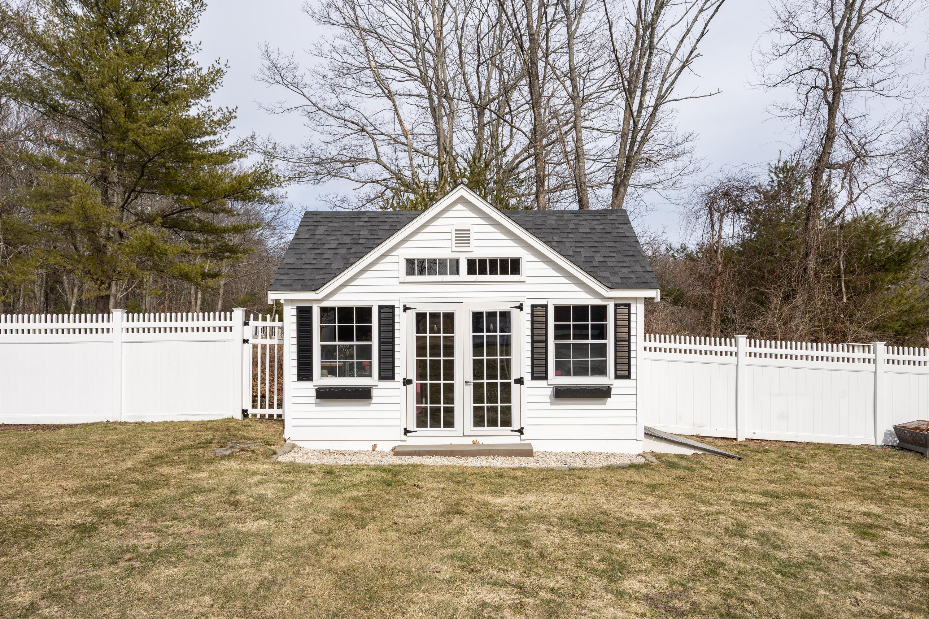 8 Grover Avenue Property Photo 36