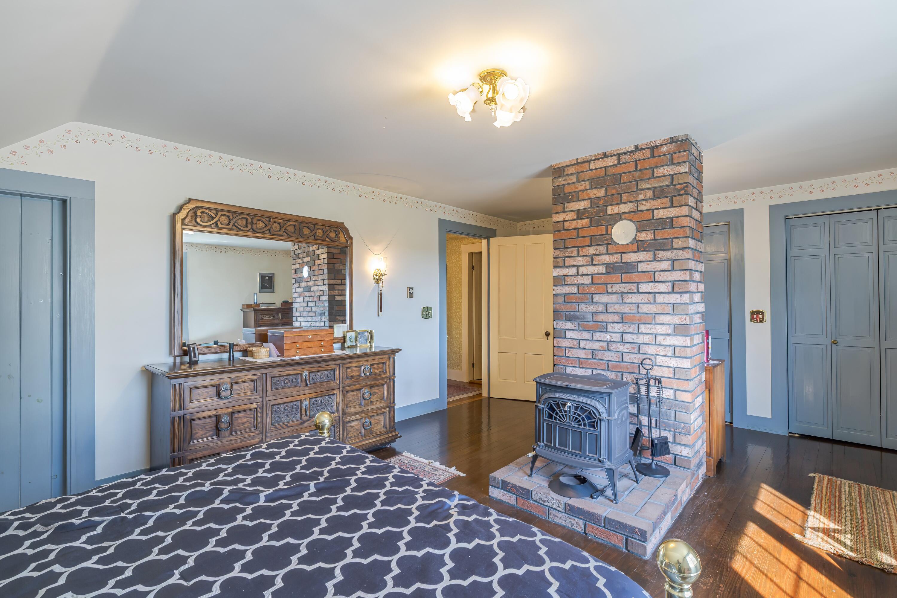 200 Surry Road Property Photo 24