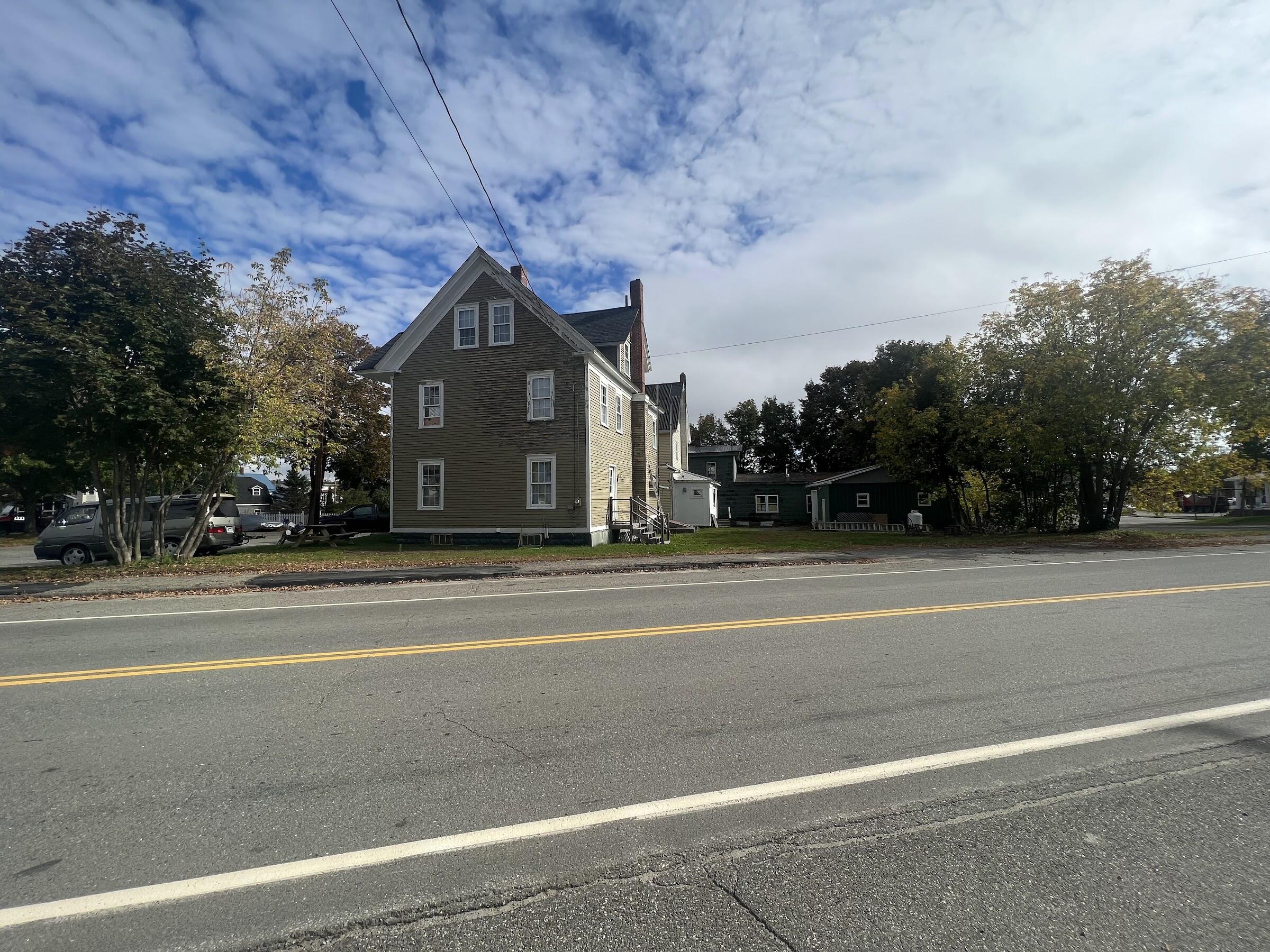 88 Pine Street Property Photo 3