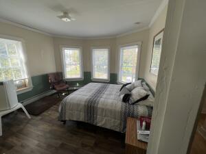 88 Pine Street Property Photo 20