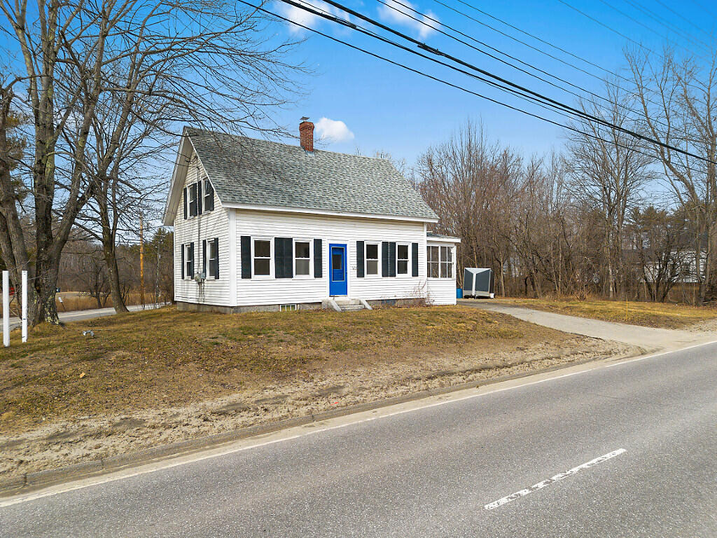 903 Western Avenue Property Photo 36