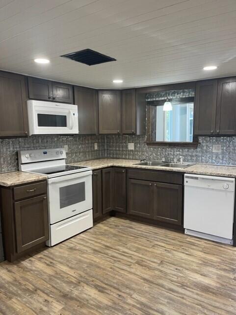 466 Main Street Property Photo 10