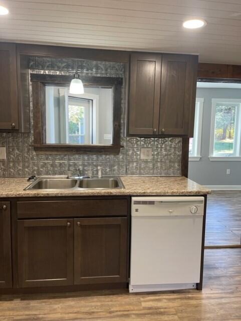 466 Main Street Property Photo 12