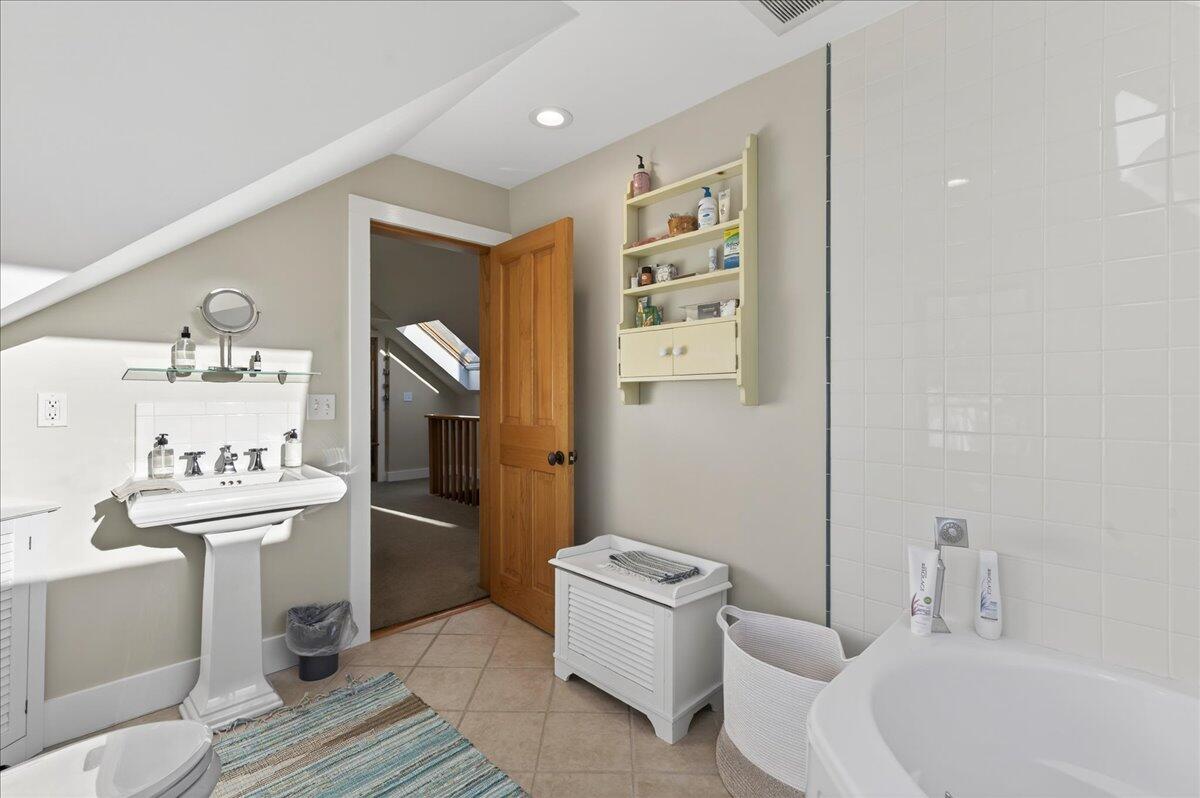 67 Tea Hill Road Property Photo 61