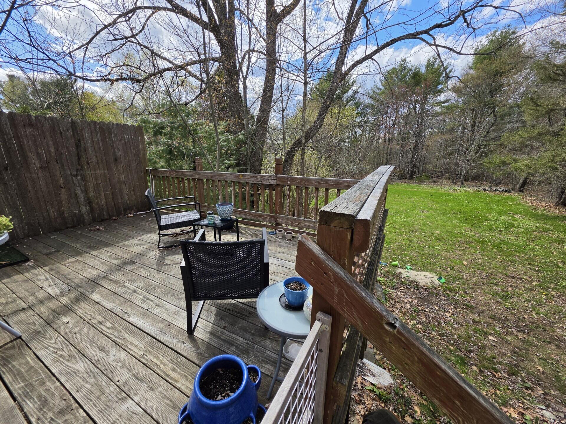 325 River Road Property Photo 3