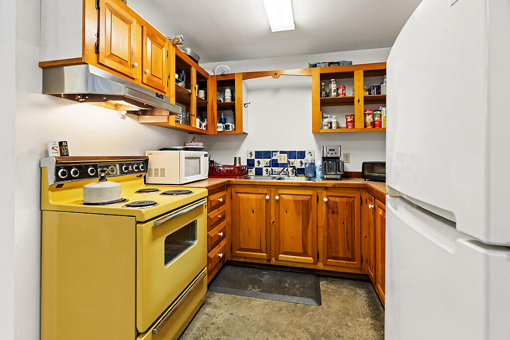 55 Town Farm Lane Property Photo 45