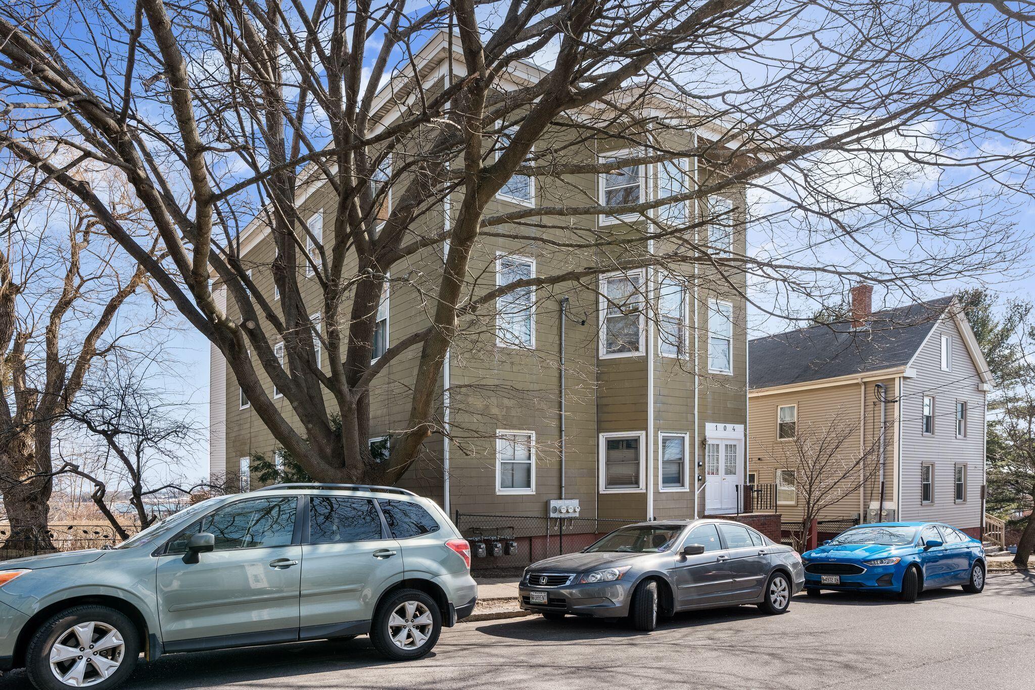 104 Monument Street Property Photo 7