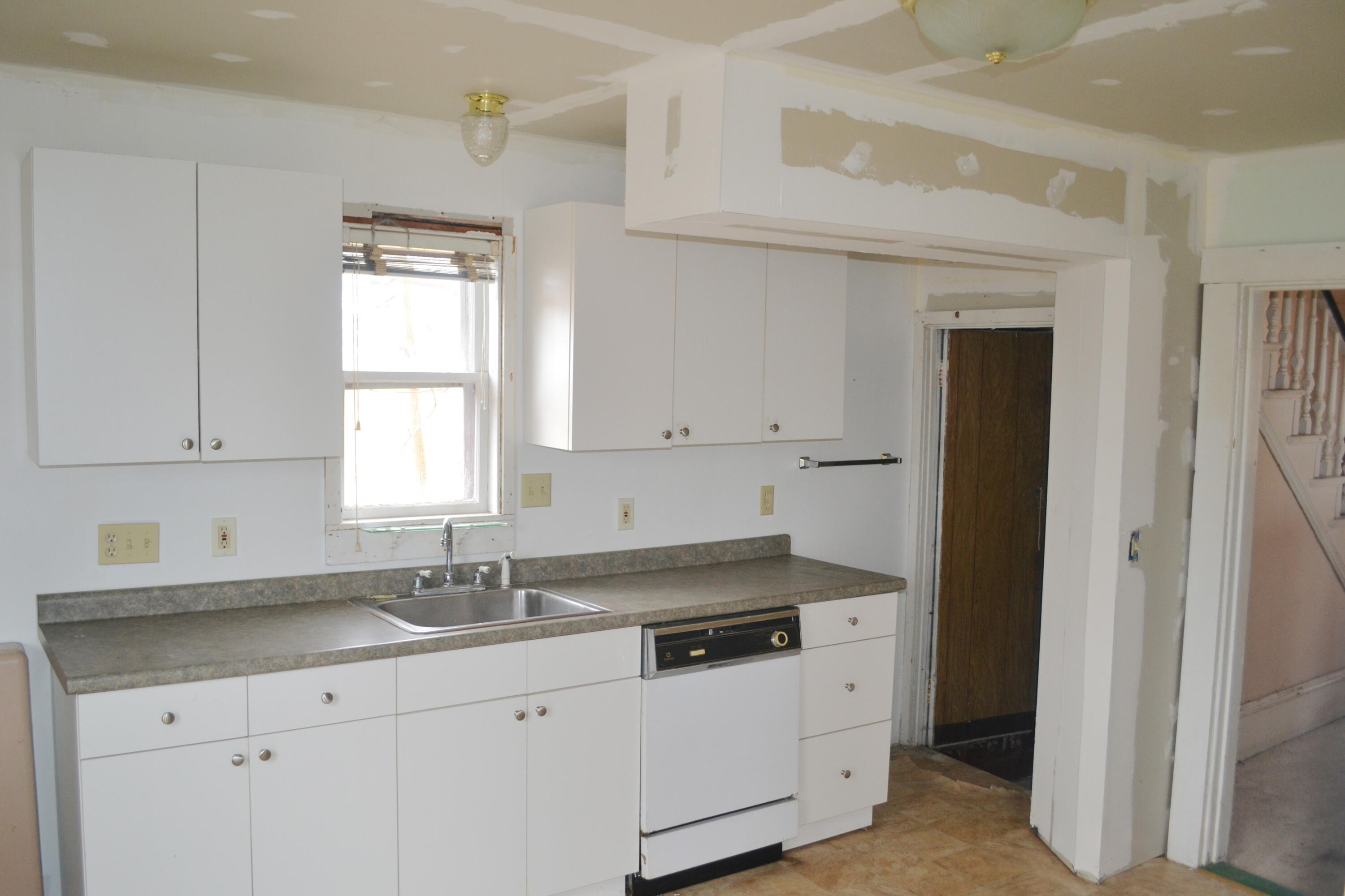 42 Shackford Street Property Photo 6