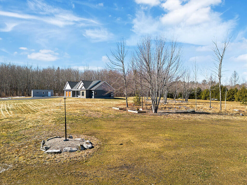 25 Curtis Lane Property Photo 37