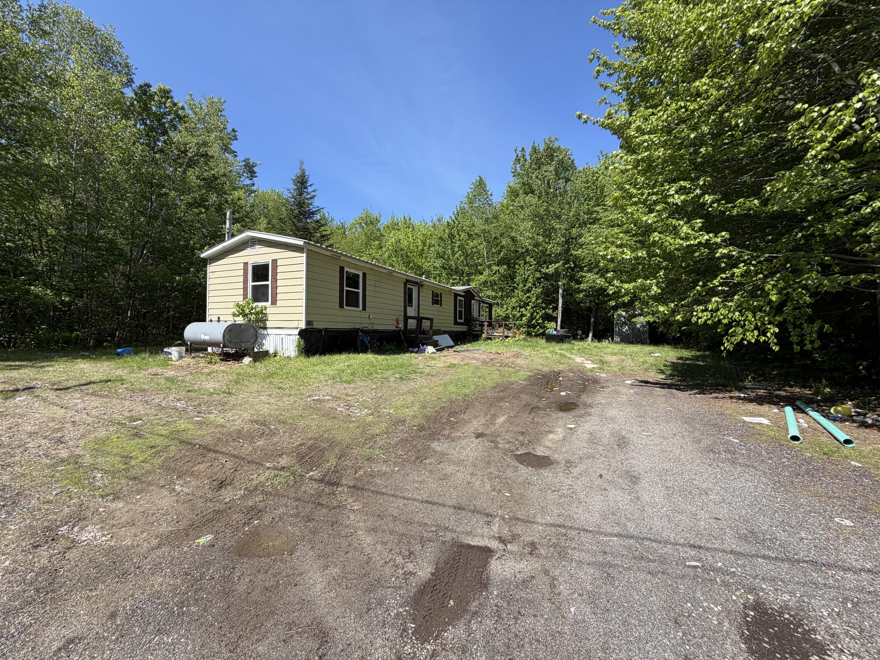 76 U.s. 2 West Route Property Photo 6