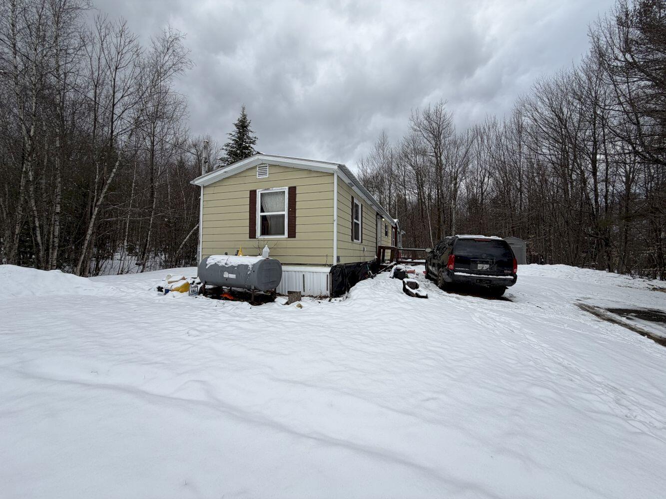 76 U.s. 2 West Route Property Photo 10