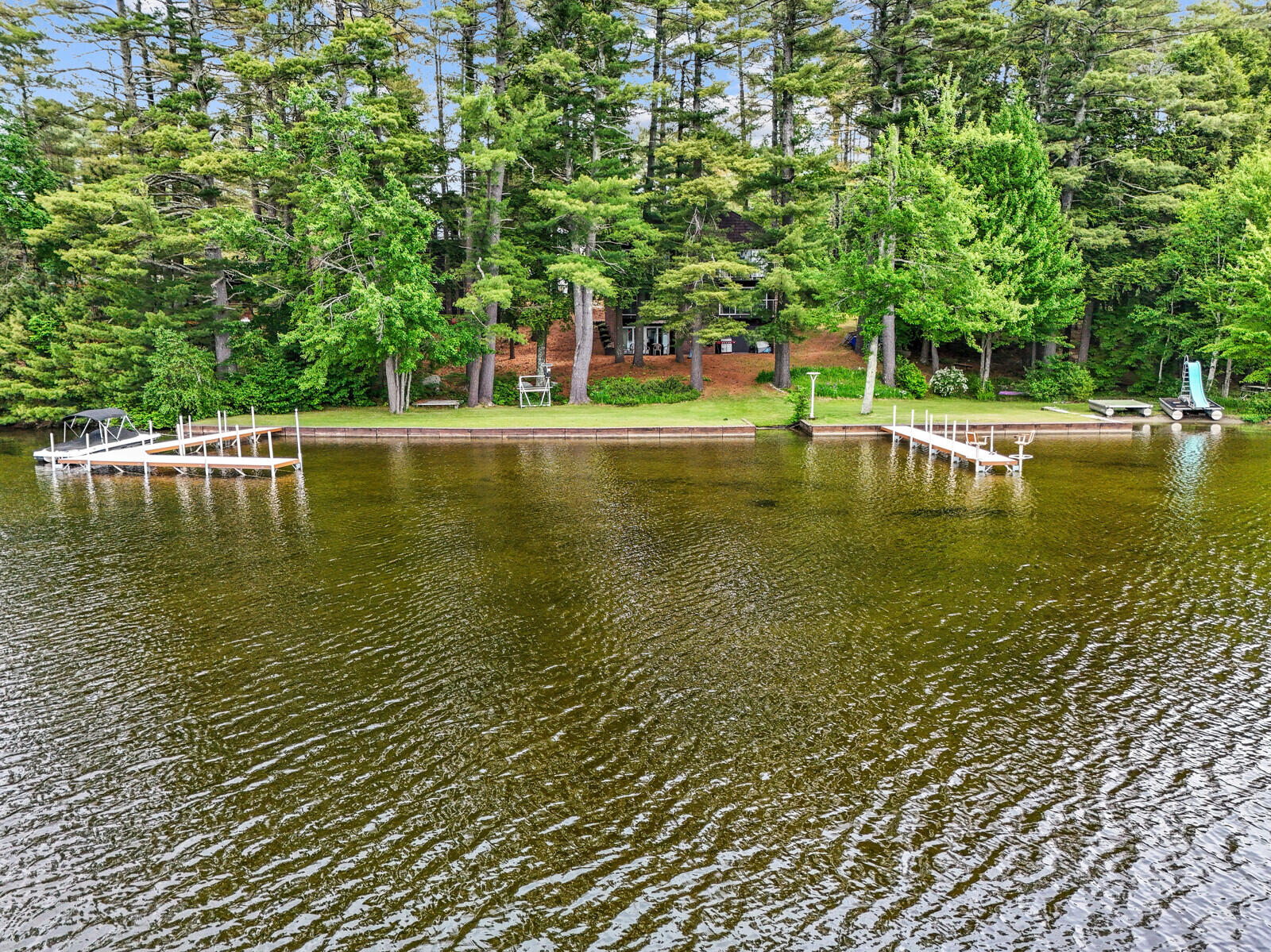 60 Abena Shore Property Photo 4