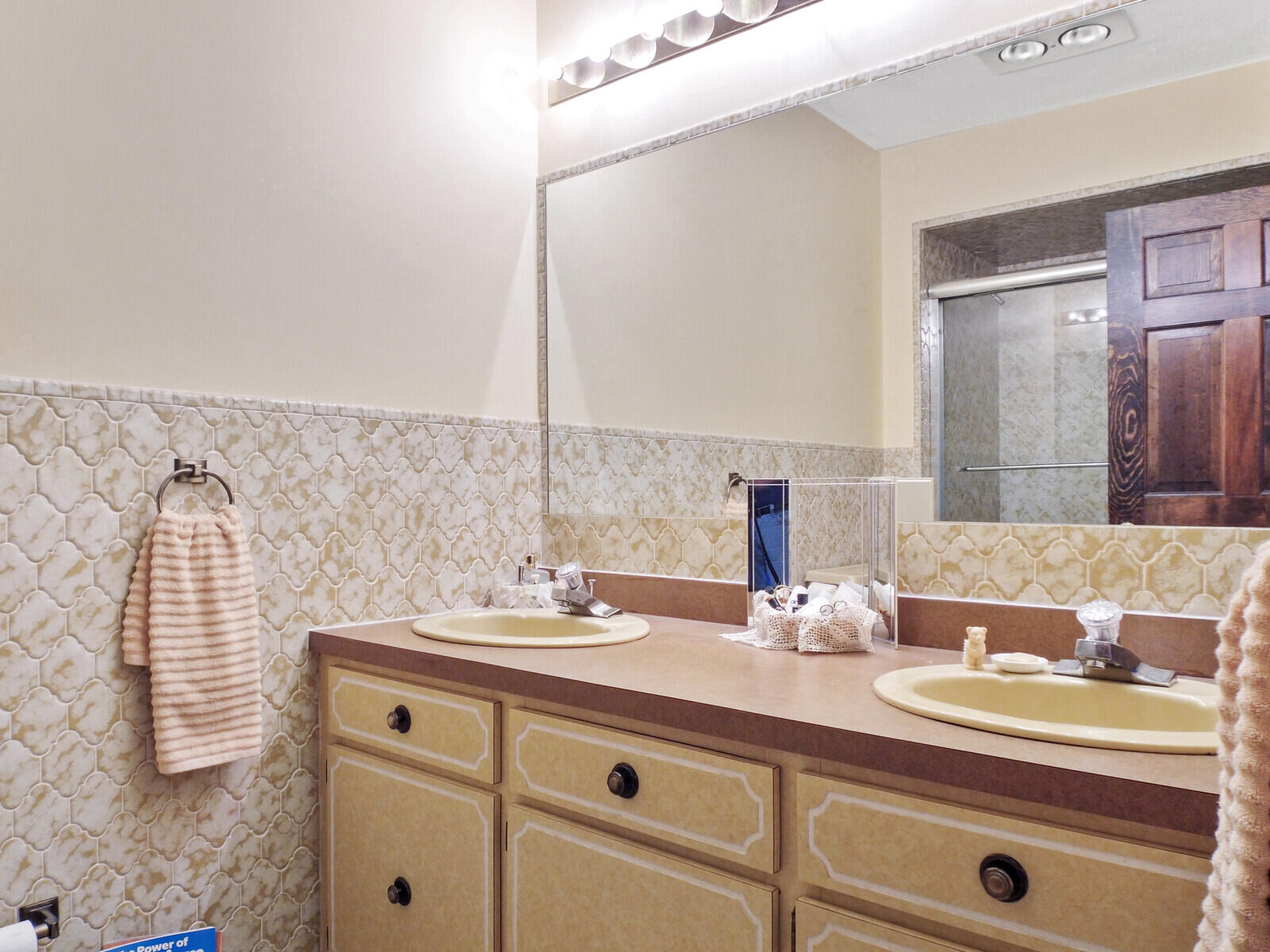 60 Abena Shore Property Photo 61