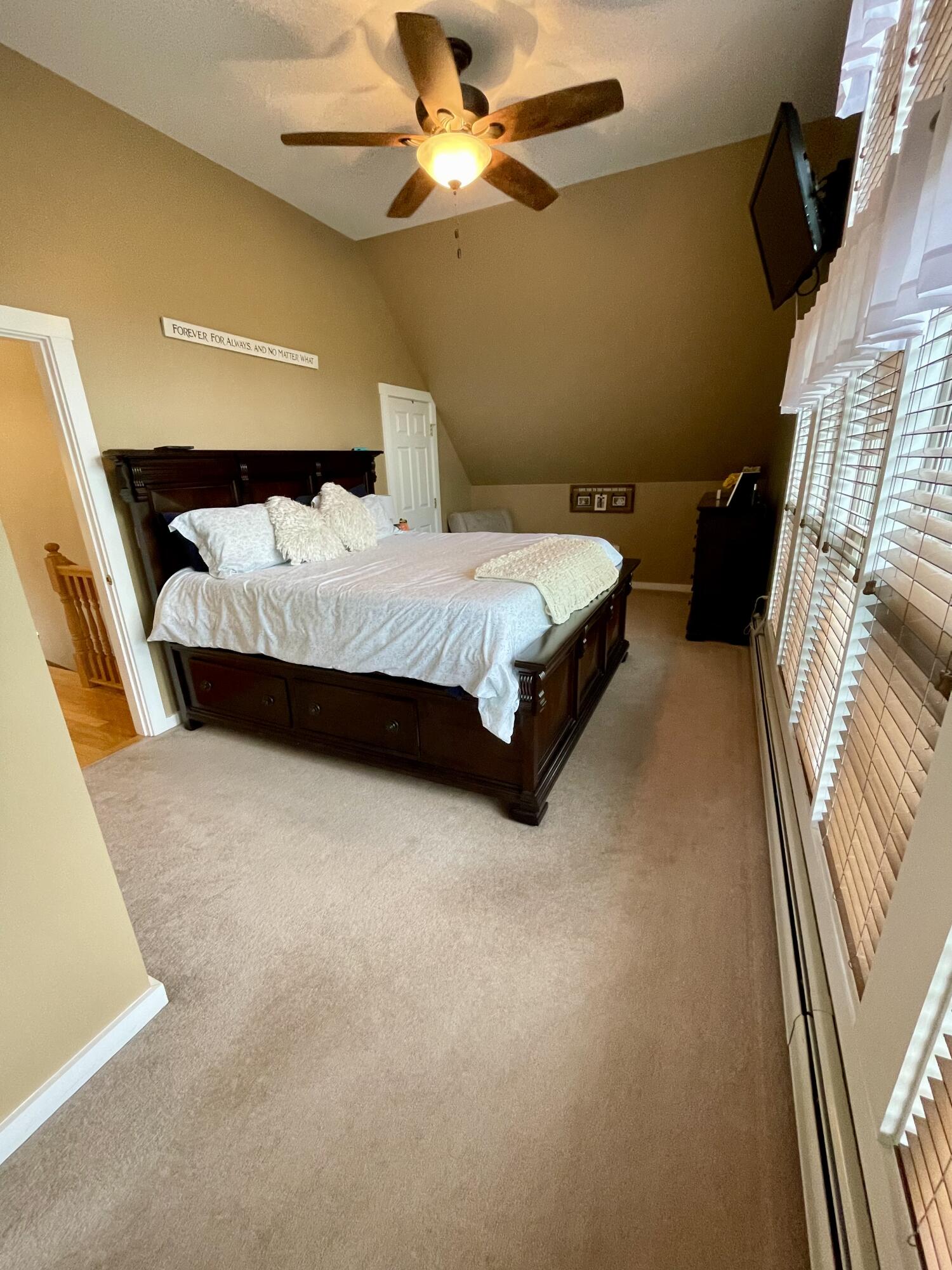 17 Rainbow Way Property Photo 16