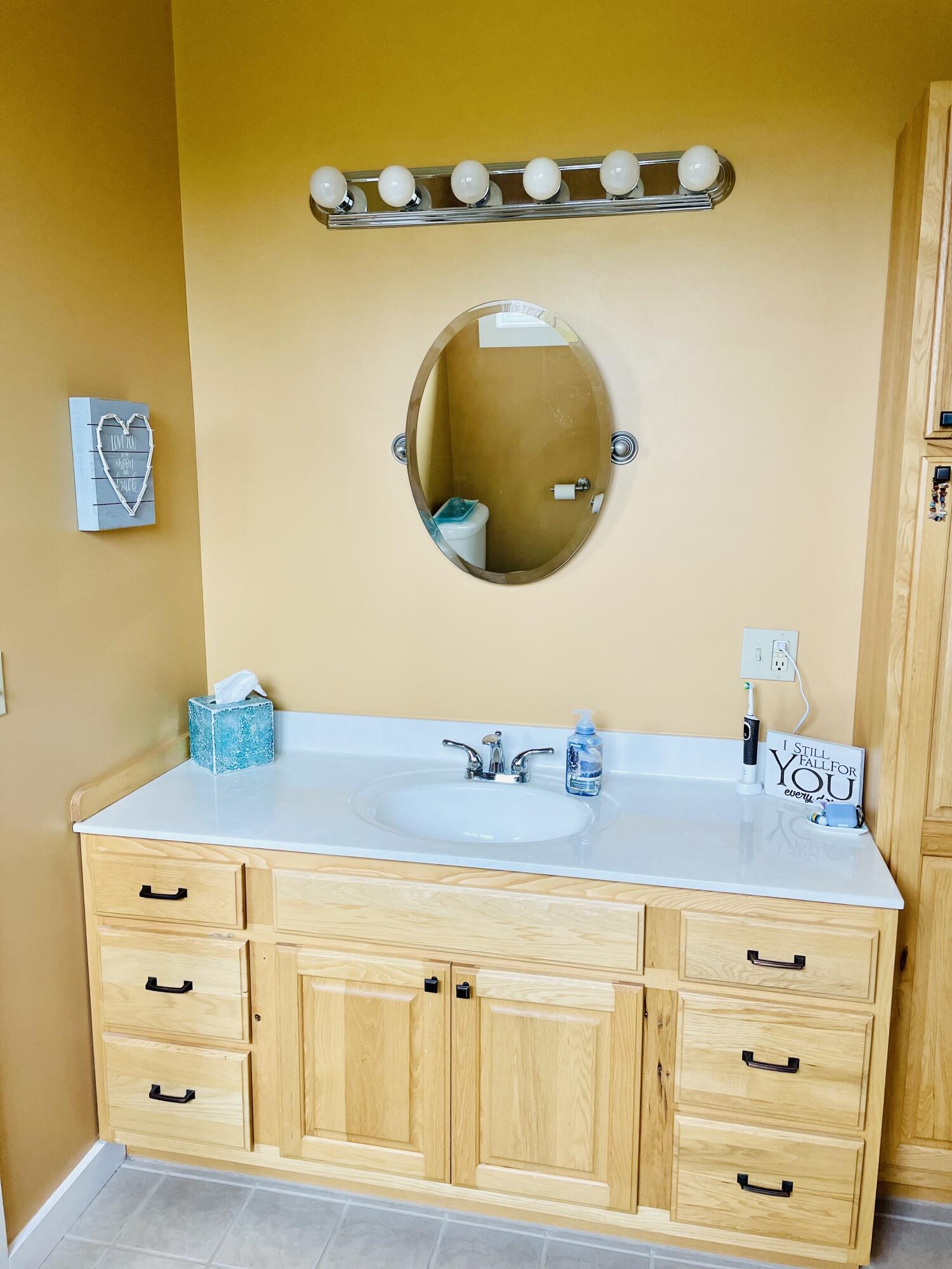 17 Rainbow Way Property Photo 18