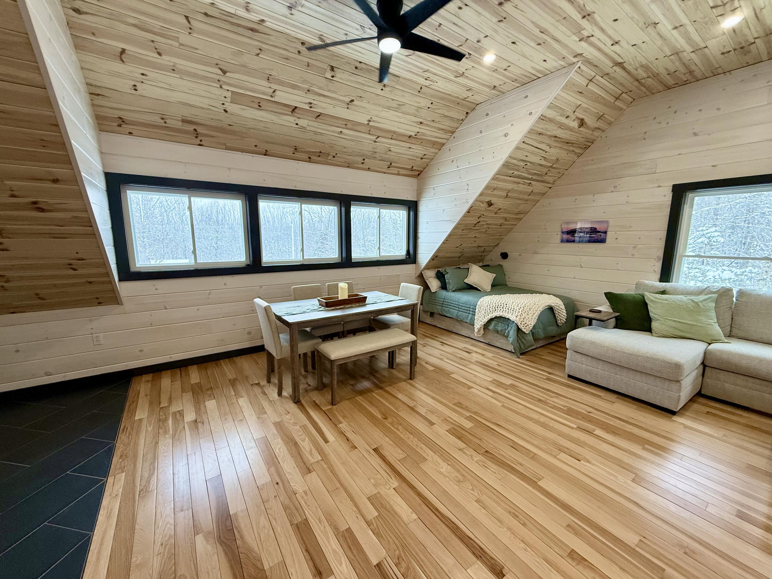 17 Rainbow Way Property Photo 36