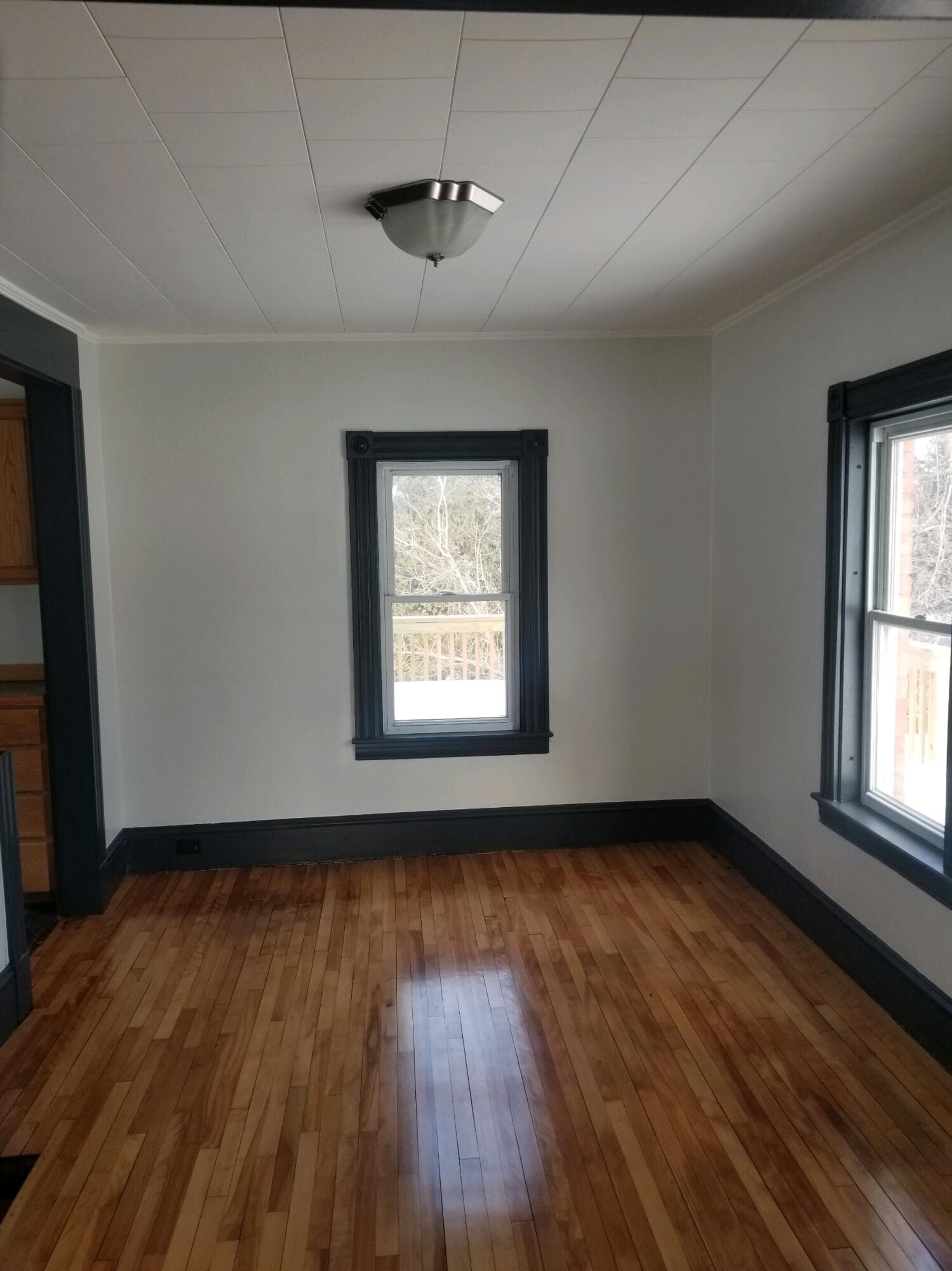 475 W Main Street Property Photo 6