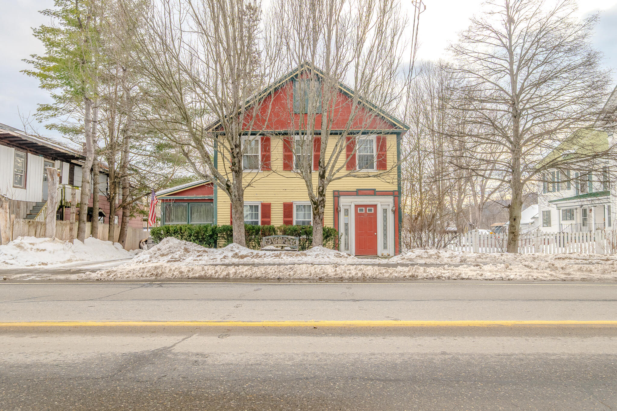 19 Main Street Property Photo 1