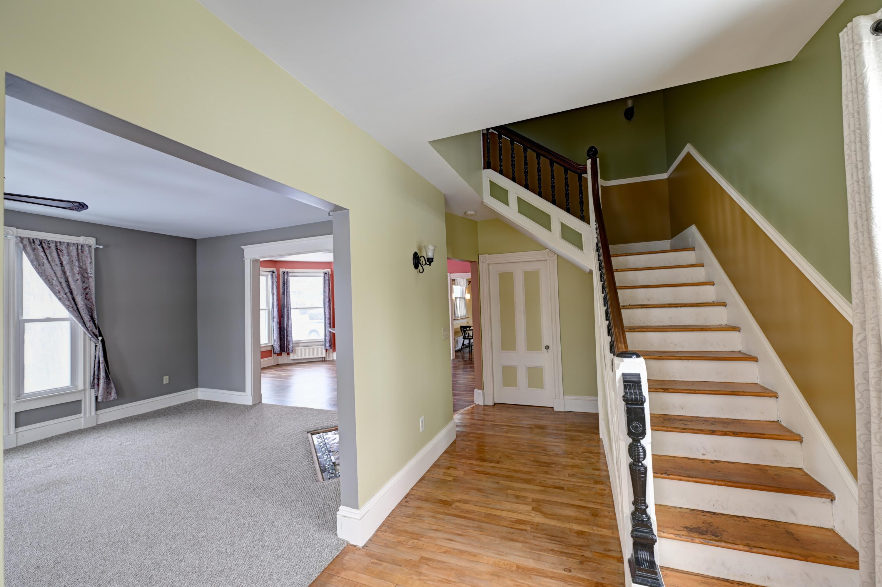 34 Pleasant Street Property Photo 11