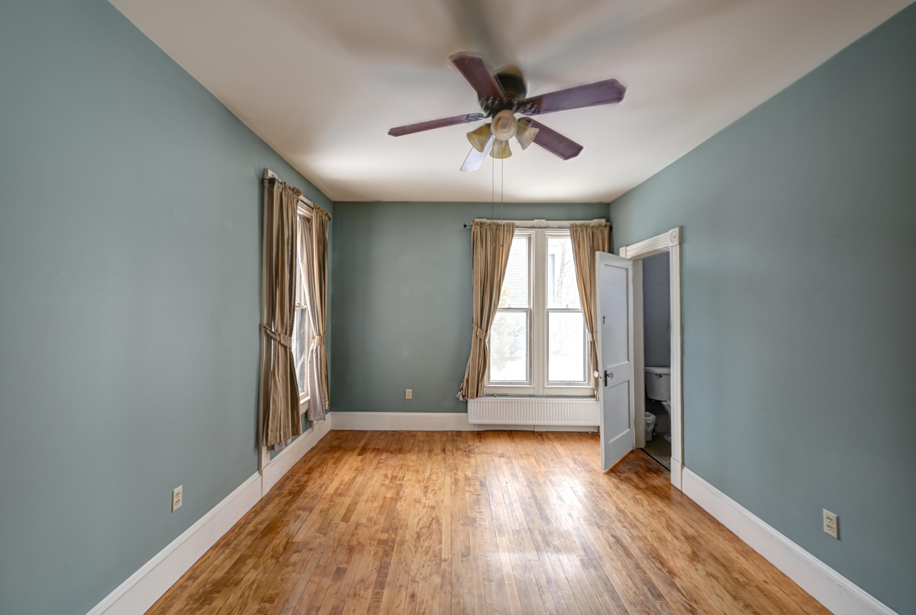 34 Pleasant Street Property Photo 14