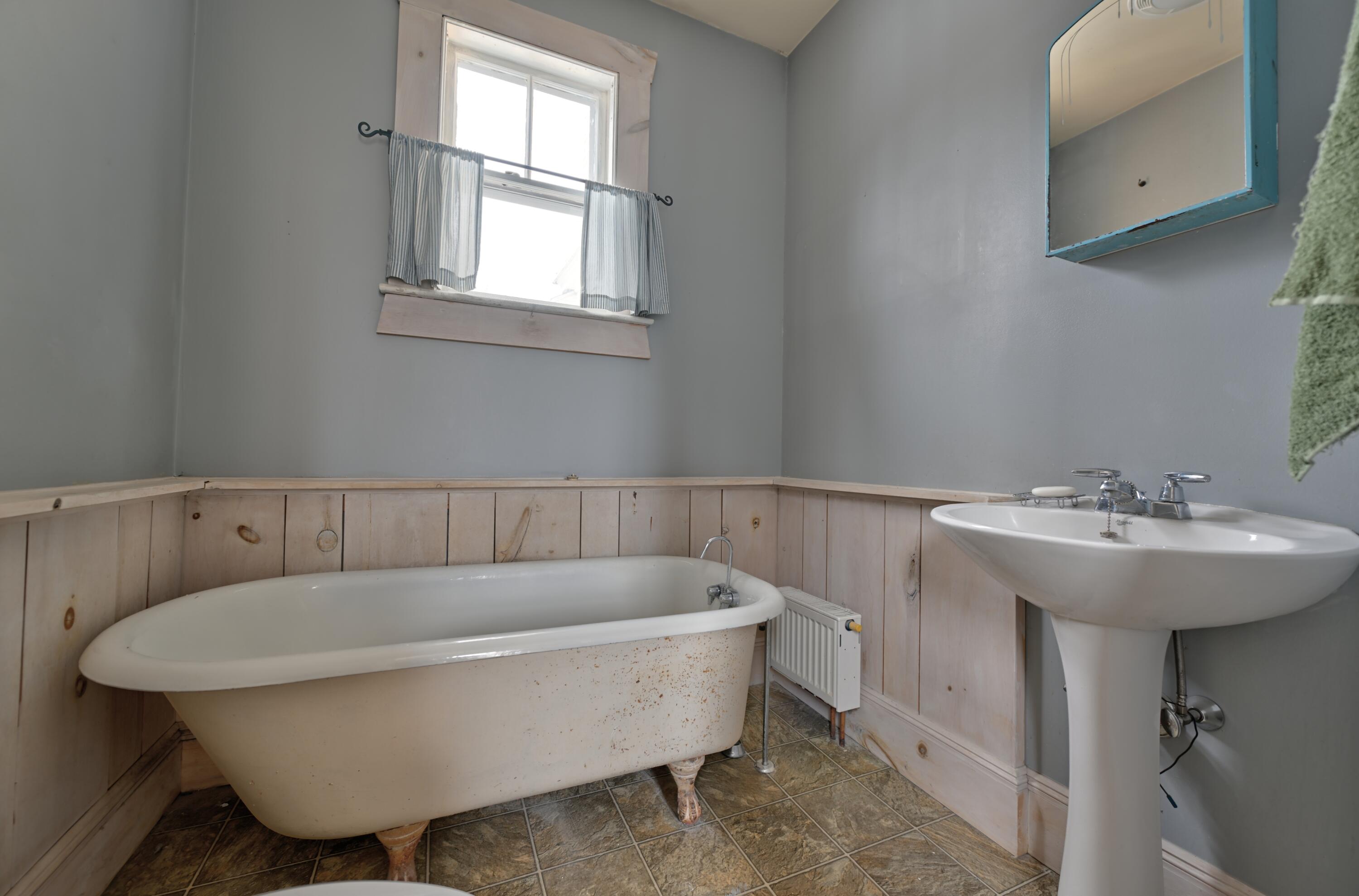34 Pleasant Street Property Photo 15