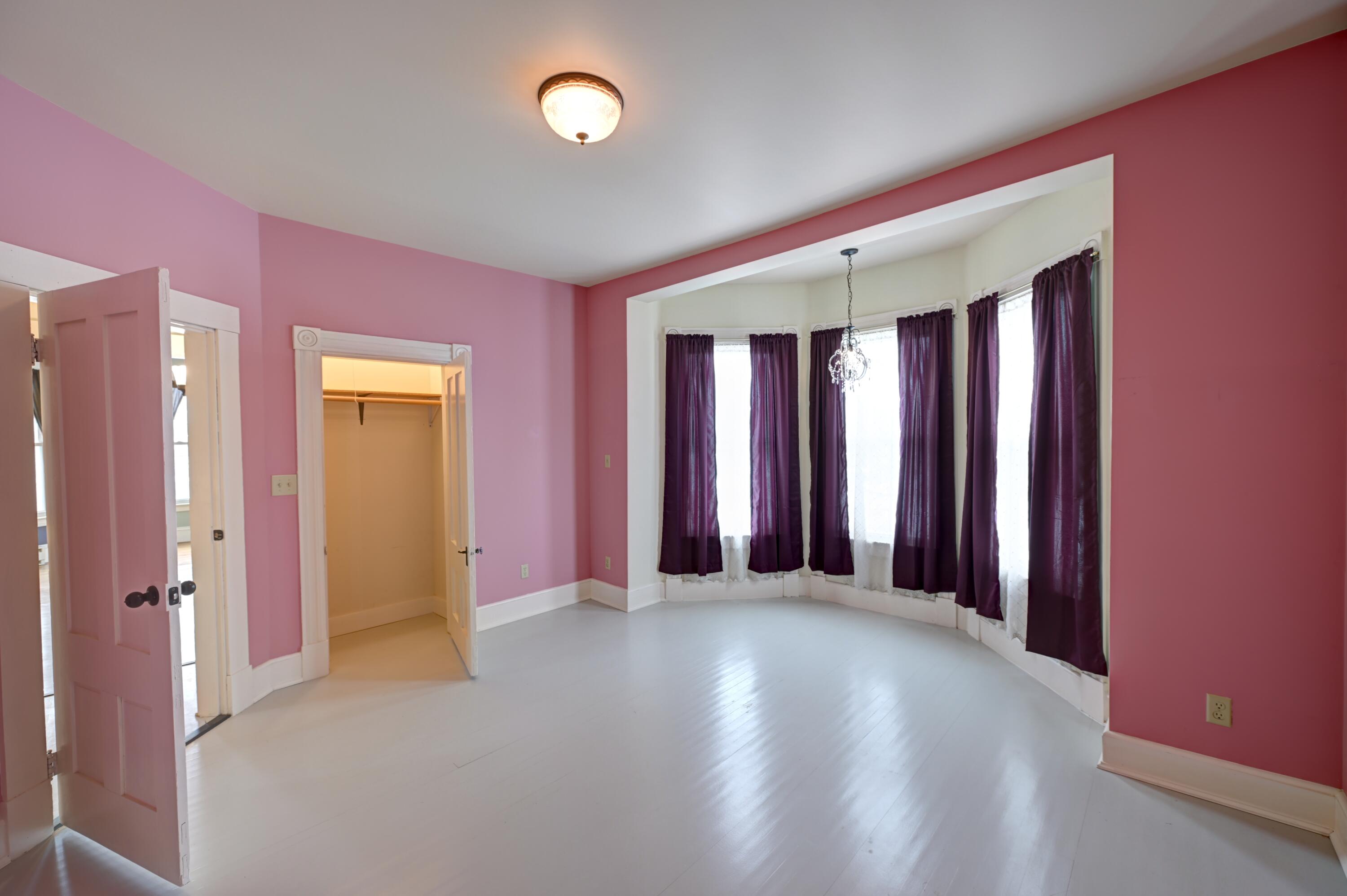 34 Pleasant Street Property Photo 22