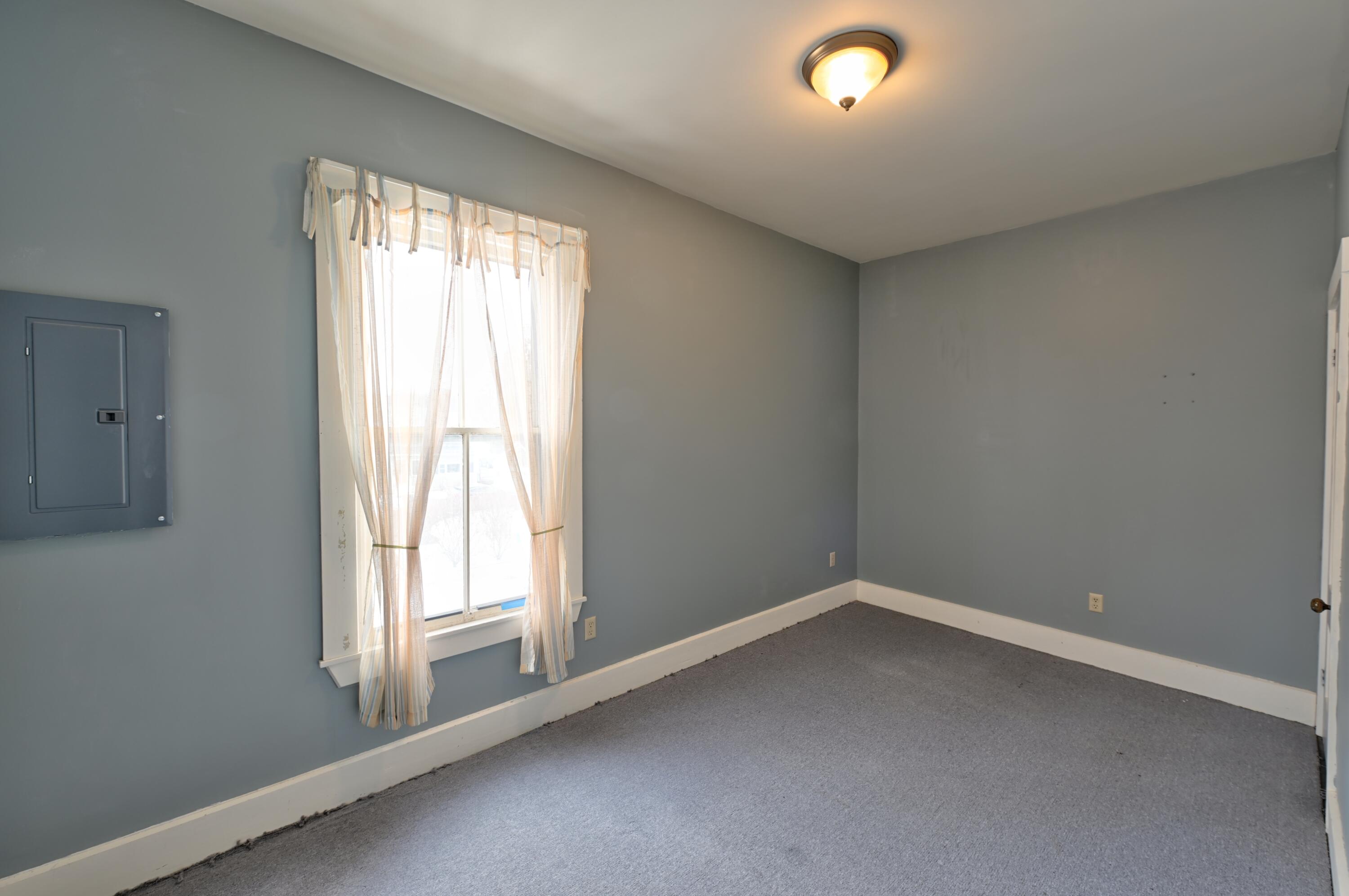 34 Pleasant Street Property Photo 31