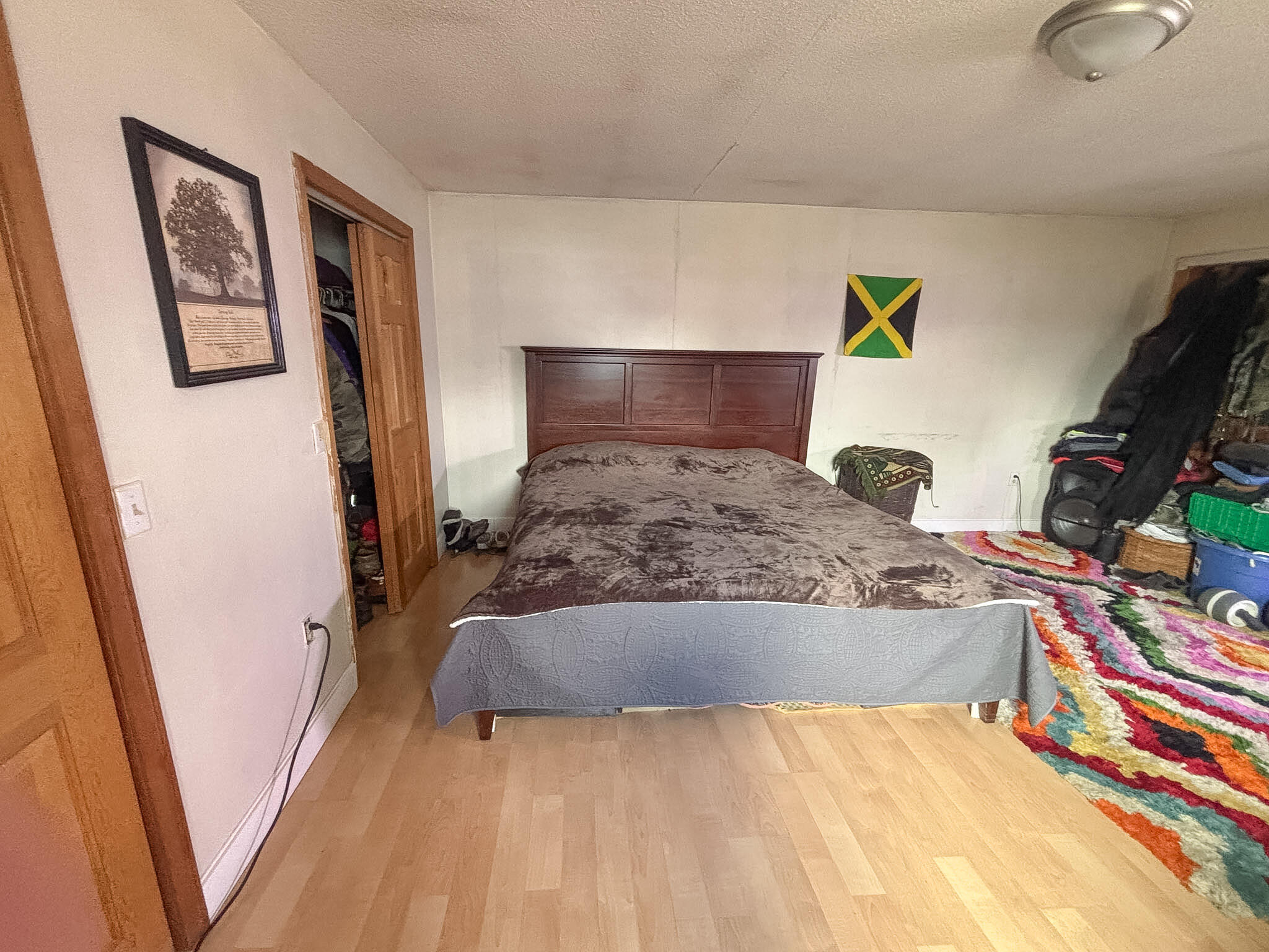68 Railroad Avenue Property Photo 3